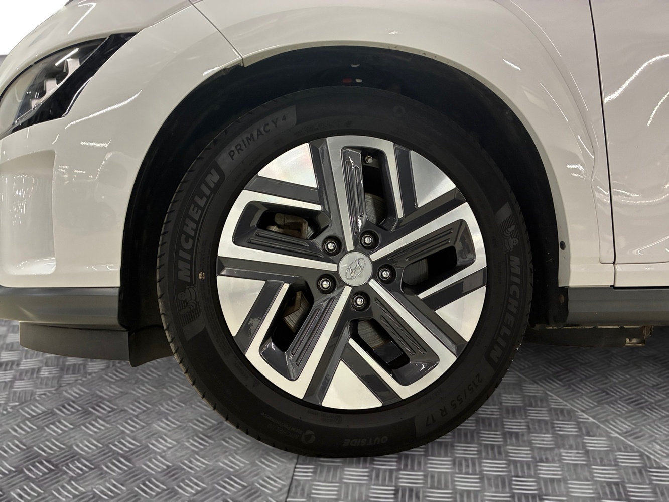 Hyundai Kona vaihtoauto
