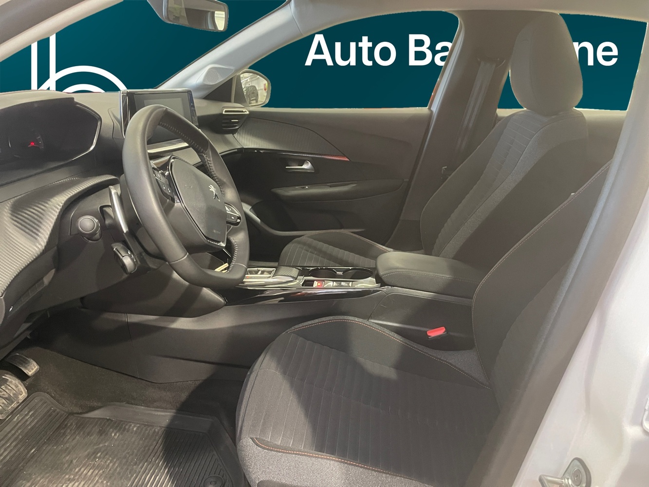 Peugeot 208 vaihtoauto