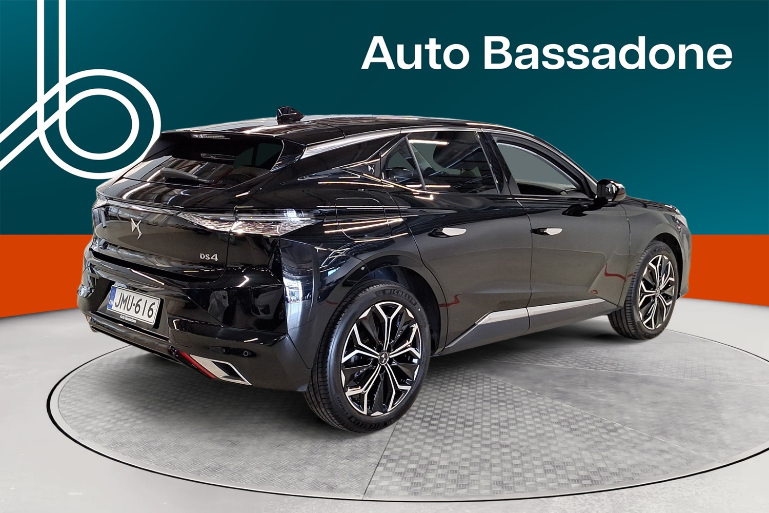DS 4 vaihtoauto