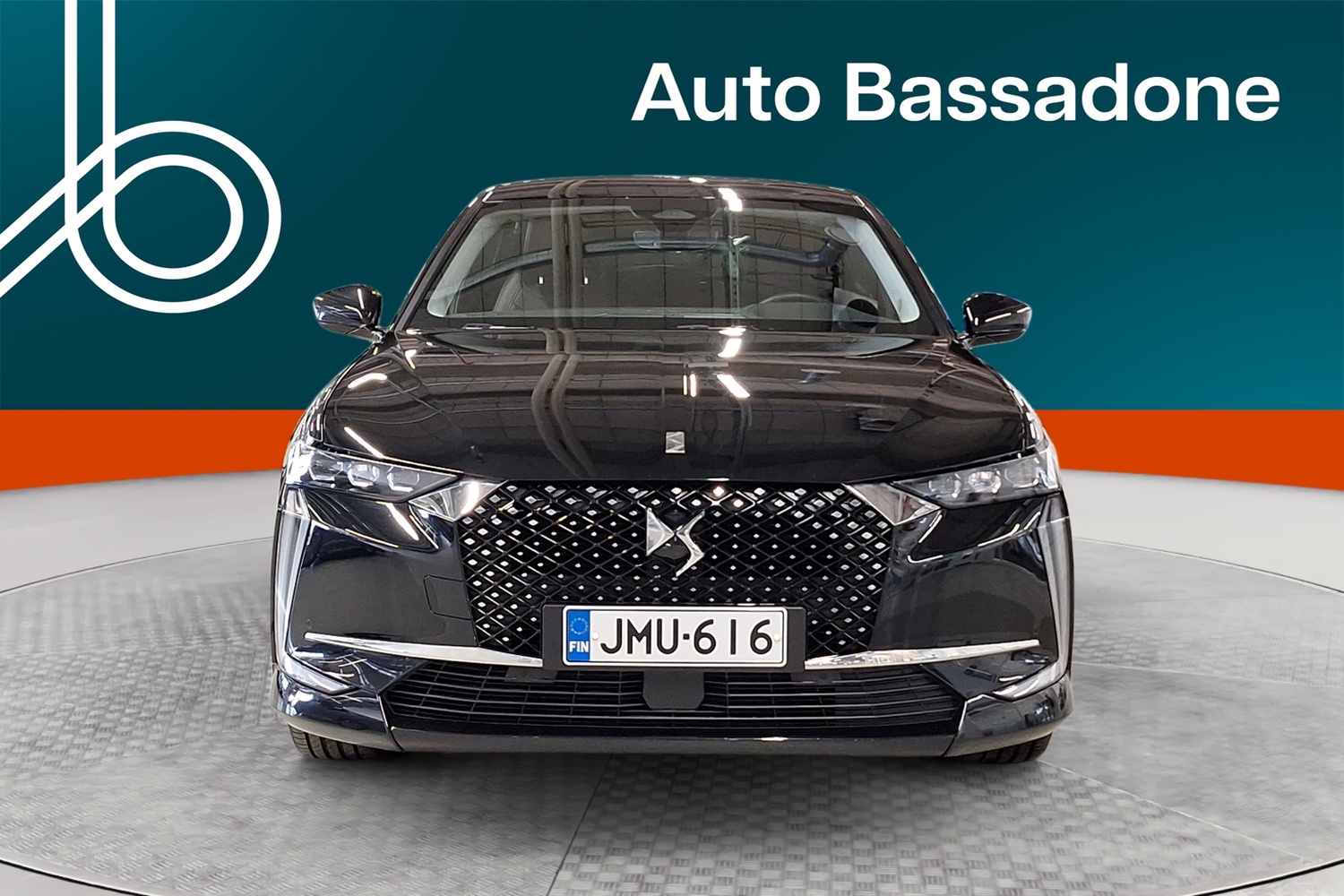 DS 4 vaihtoauto