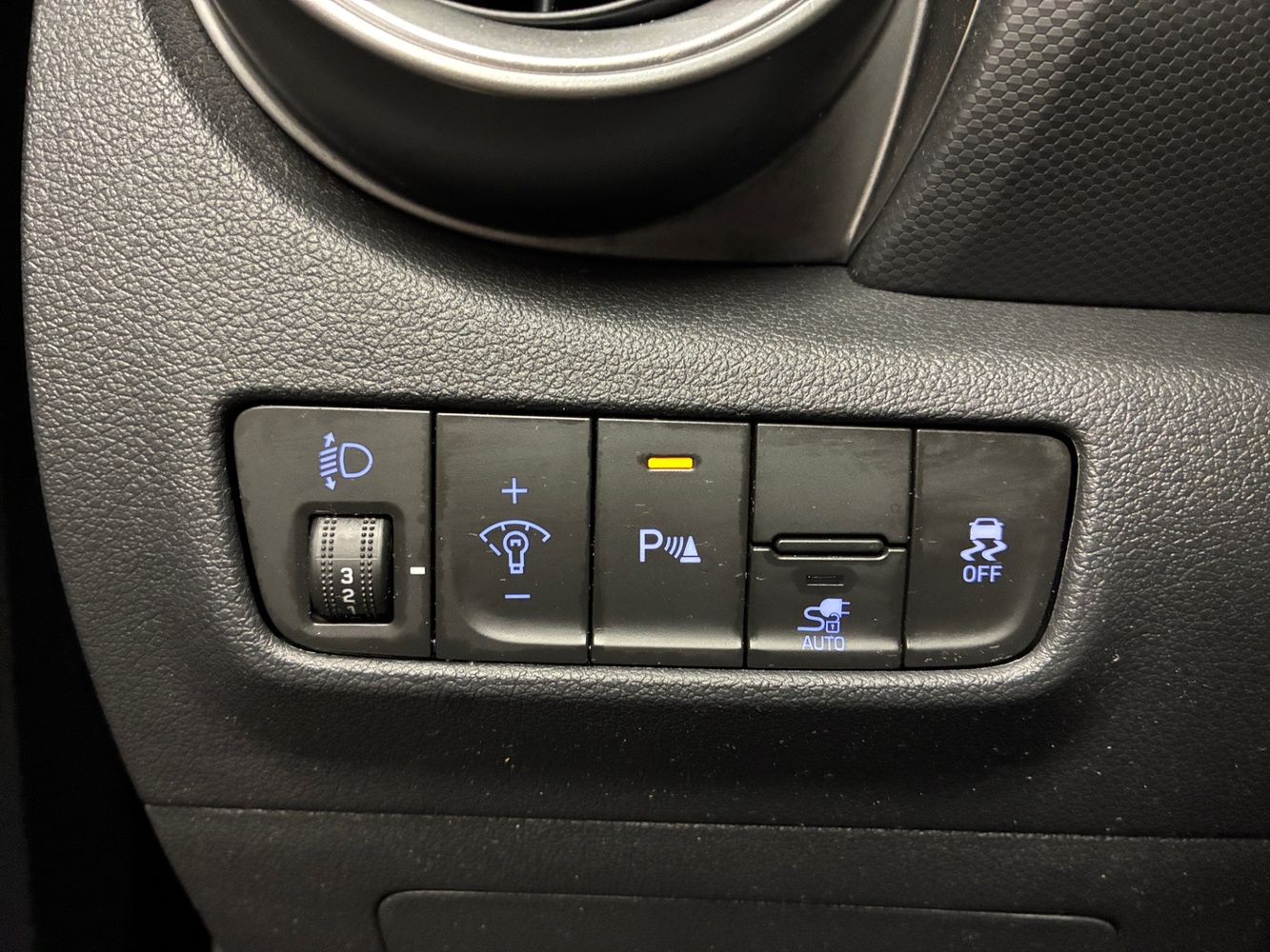 Hyundai Kona vaihtoauto