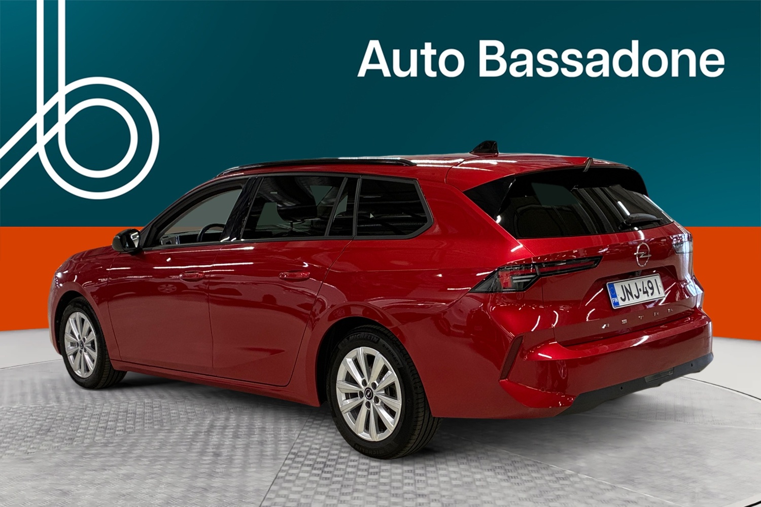 Opel Astra vaihtoauto