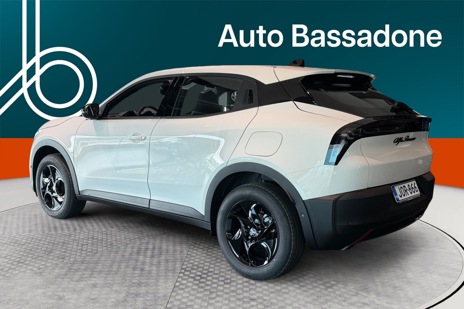 Alfa Romeo Junior vaihtoauto