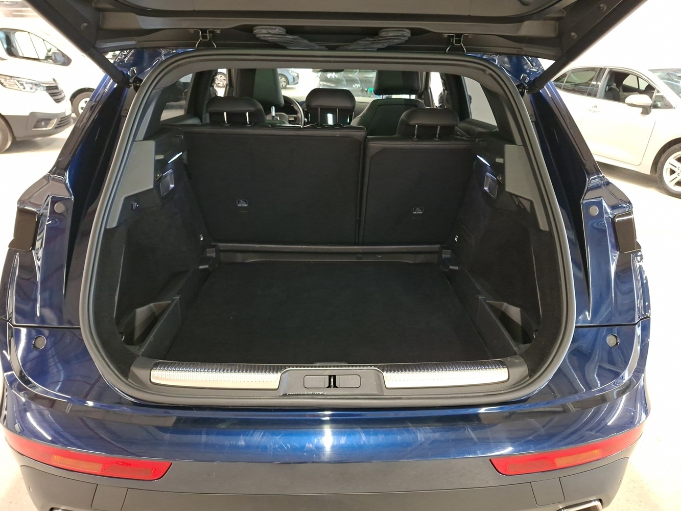DS 7 vaihtoauto