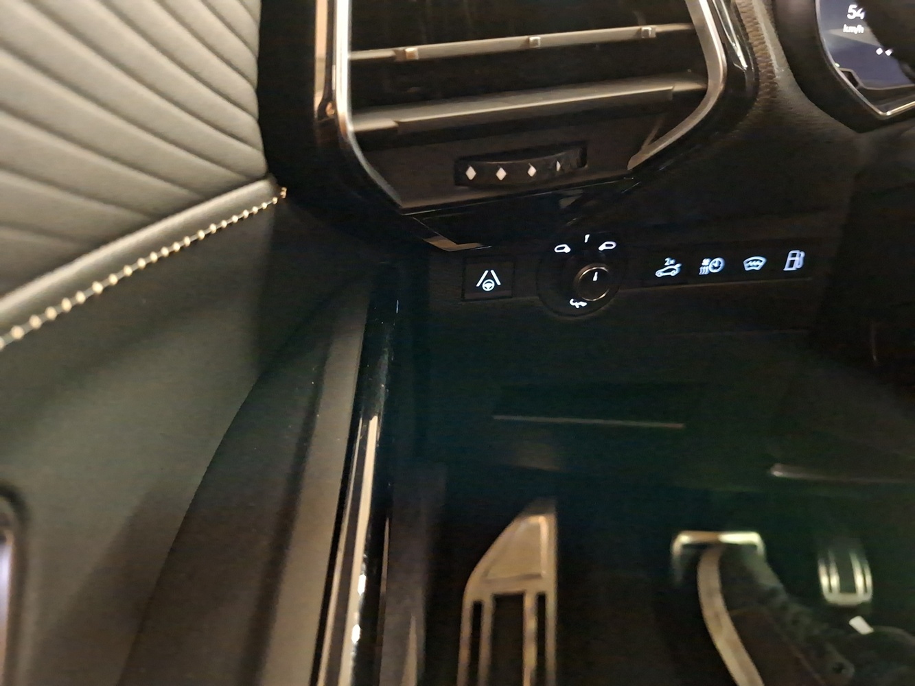 DS 7 vaihtoauto