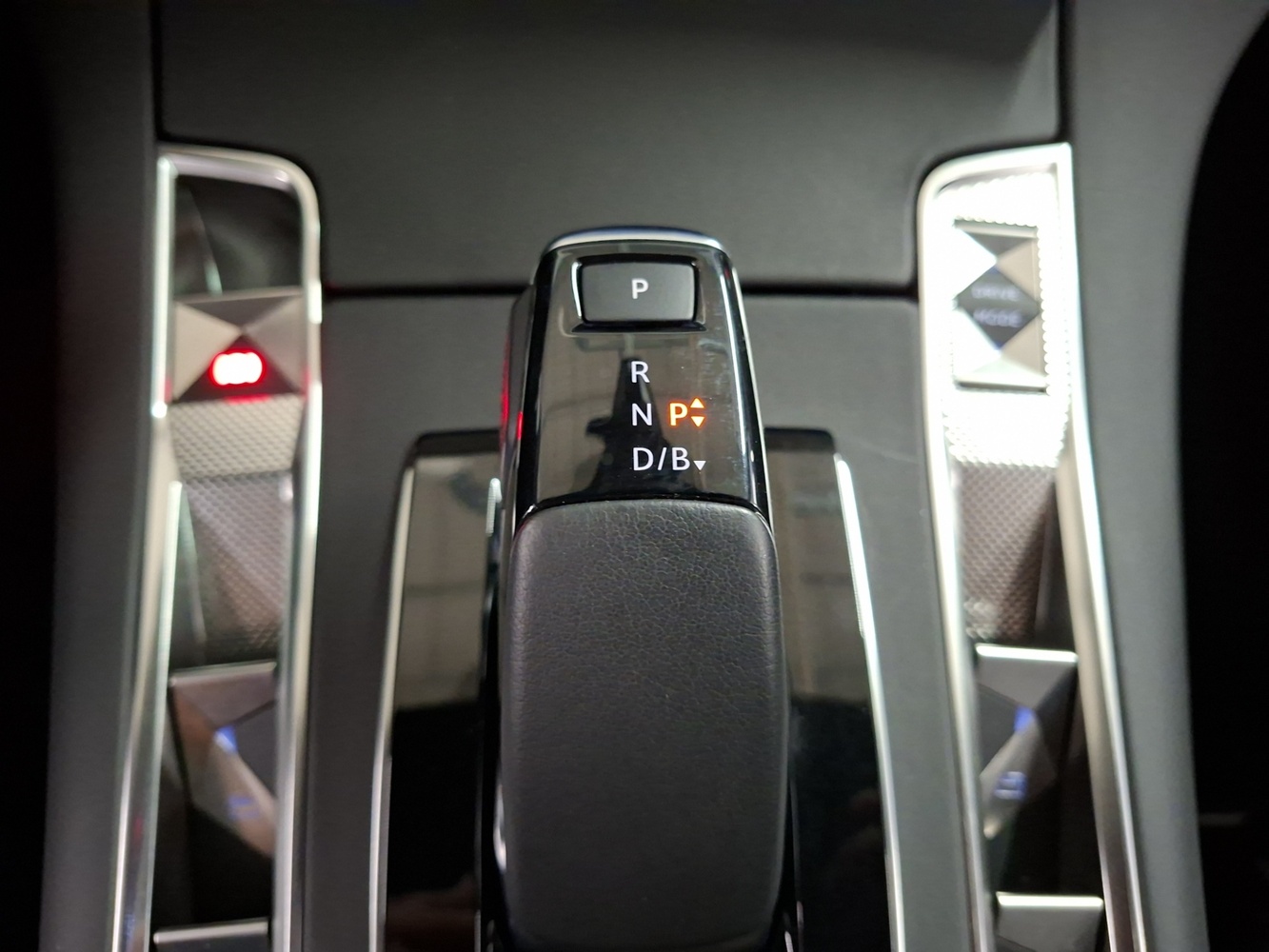 DS 7 vaihtoauto