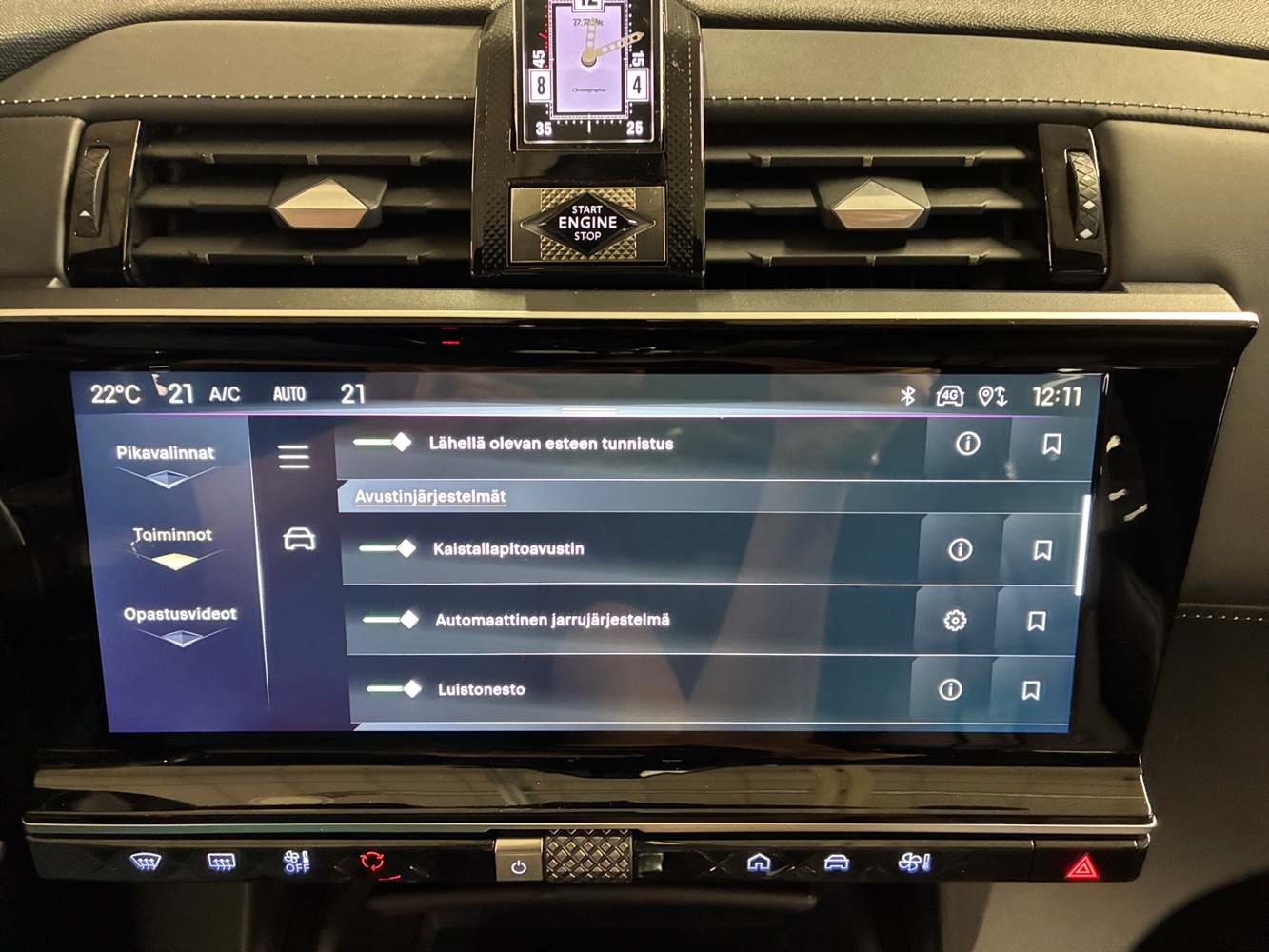 DS 7 vaihtoauto