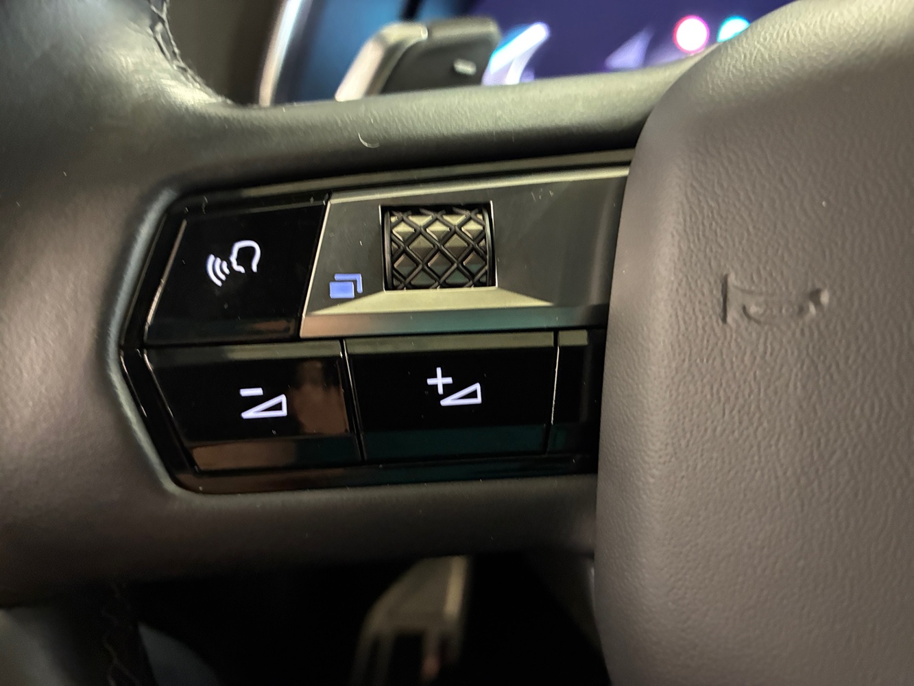 DS 7 vaihtoauto