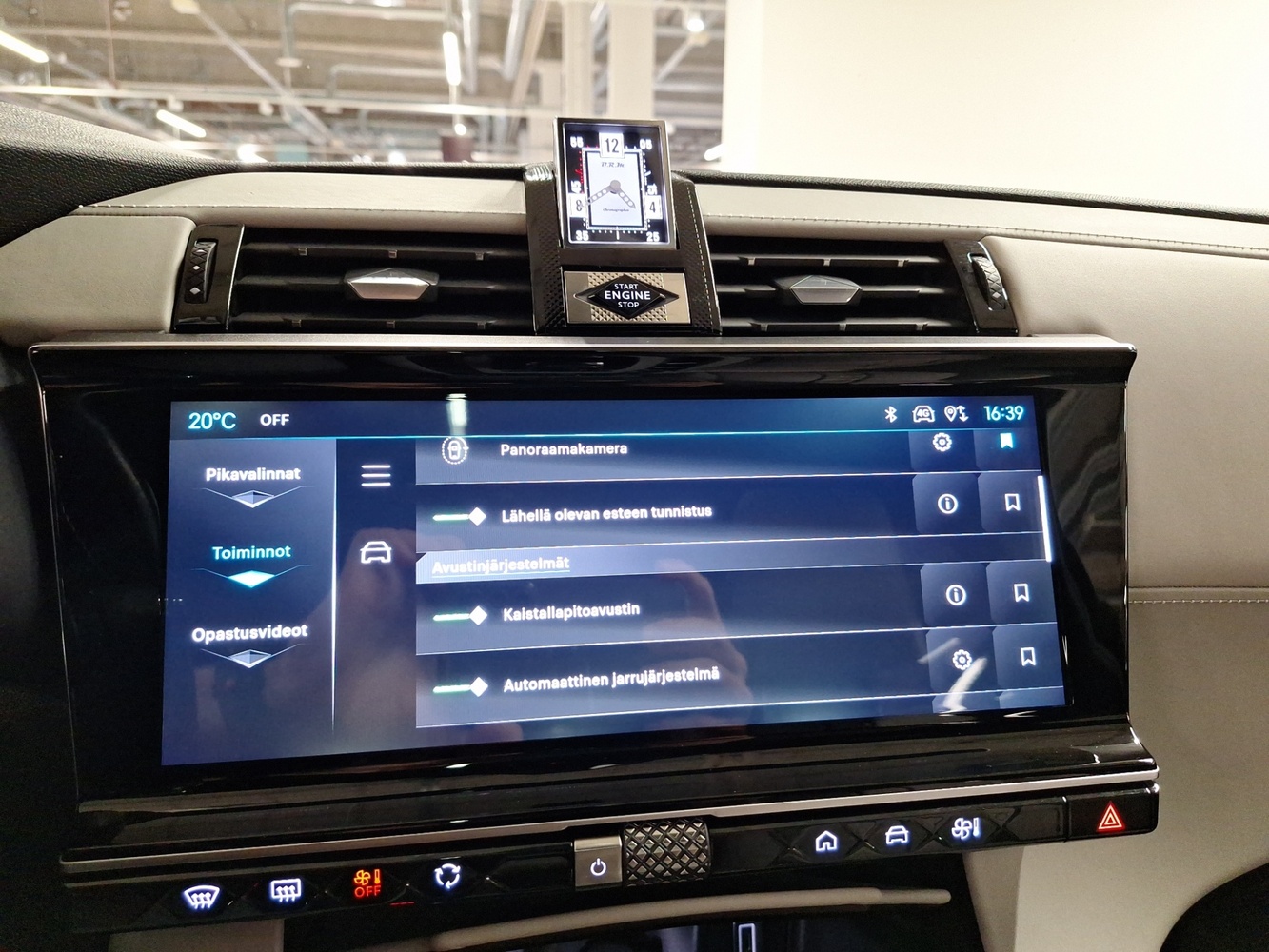 DS 7 vaihtoauto