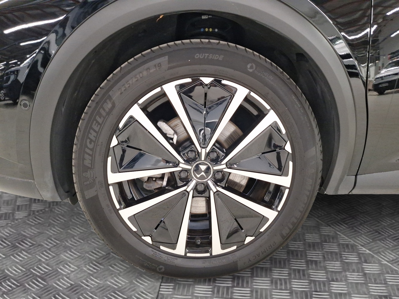 DS 7 vaihtoauto