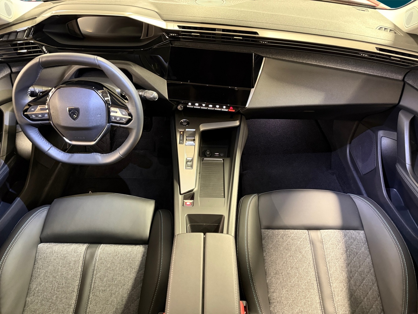 Peugeot 408 vaihtoauto