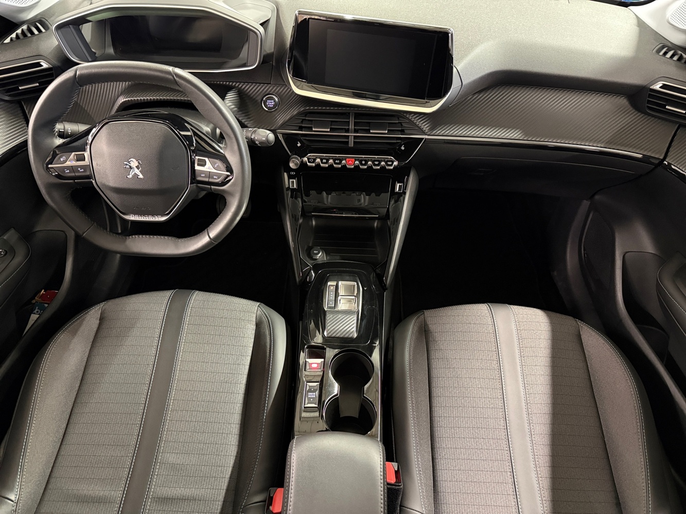 Peugeot e-208 vaihtoauto