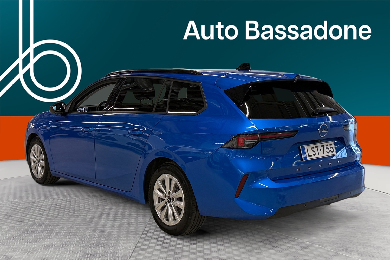 Opel Astra vaihtoauto