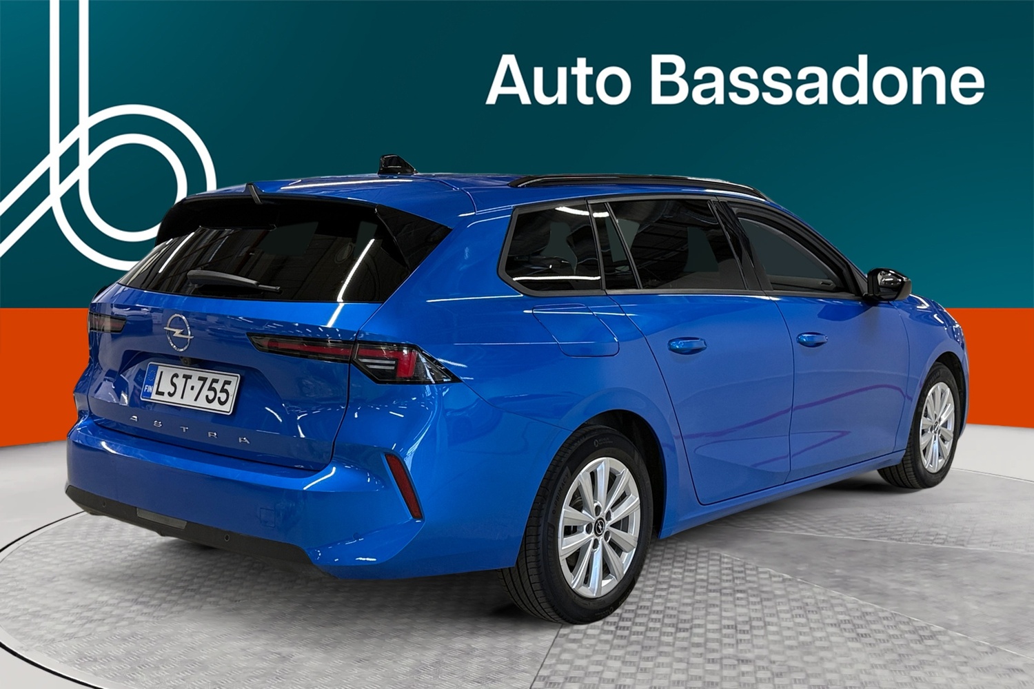 Opel Astra vaihtoauto