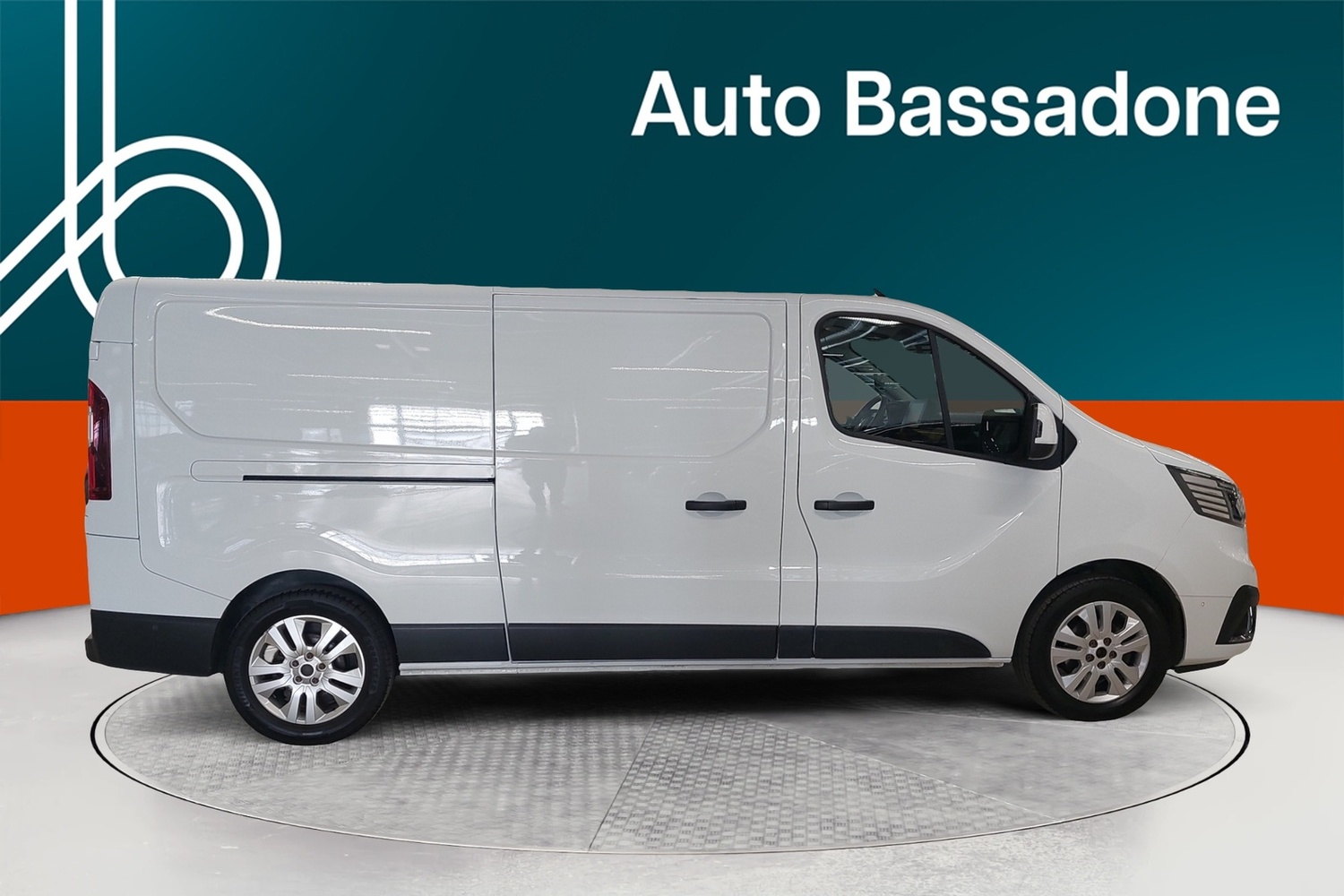 Renault Trafic vaihtoauto