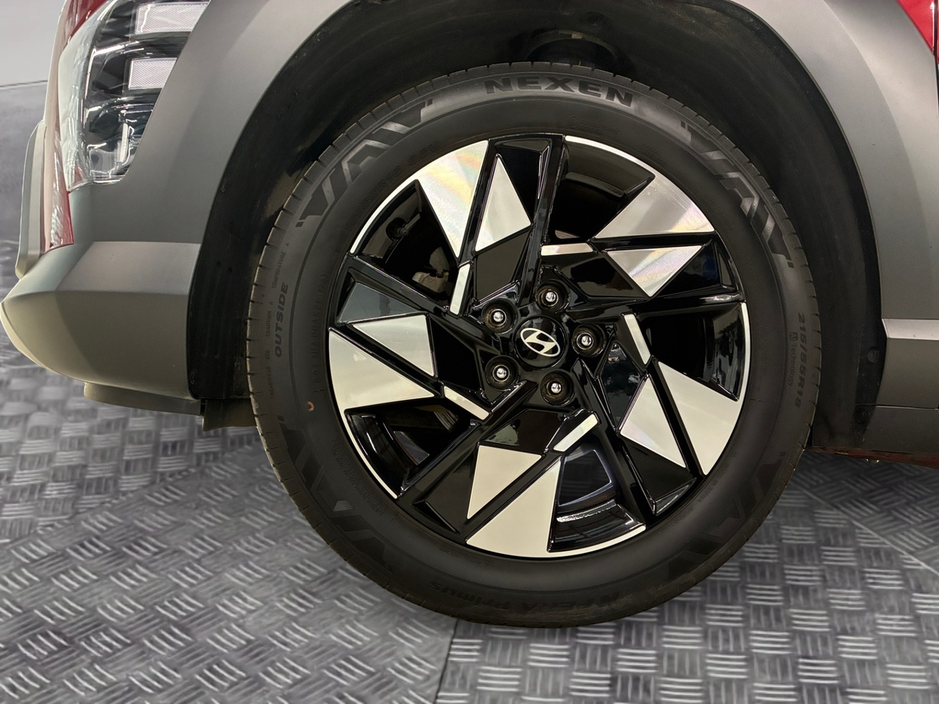 Hyundai KONA Hybrid vaihtoauto