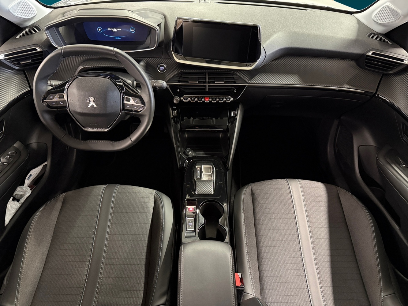 Peugeot e-208 vaihtoauto