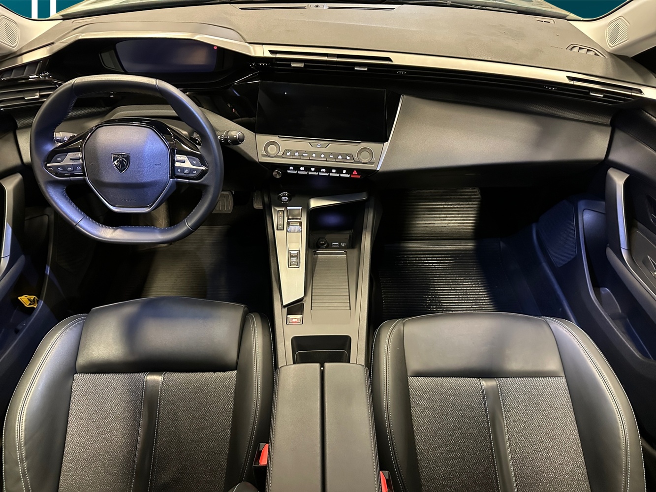 Peugeot 308 vaihtoauto