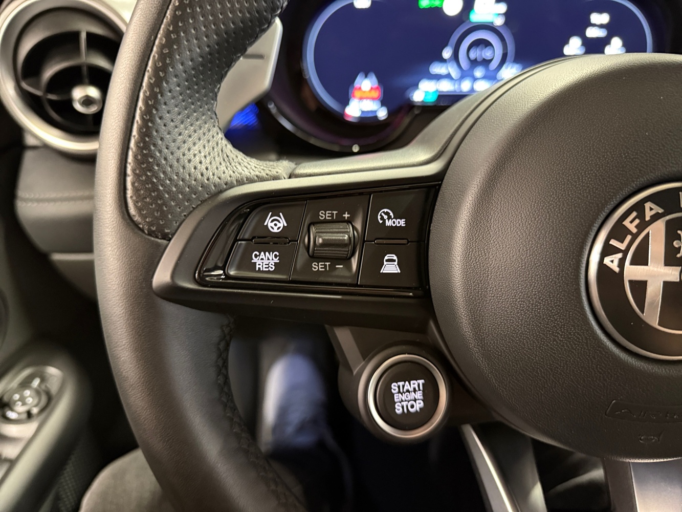Alfa Romeo Tonale vaihtoauto