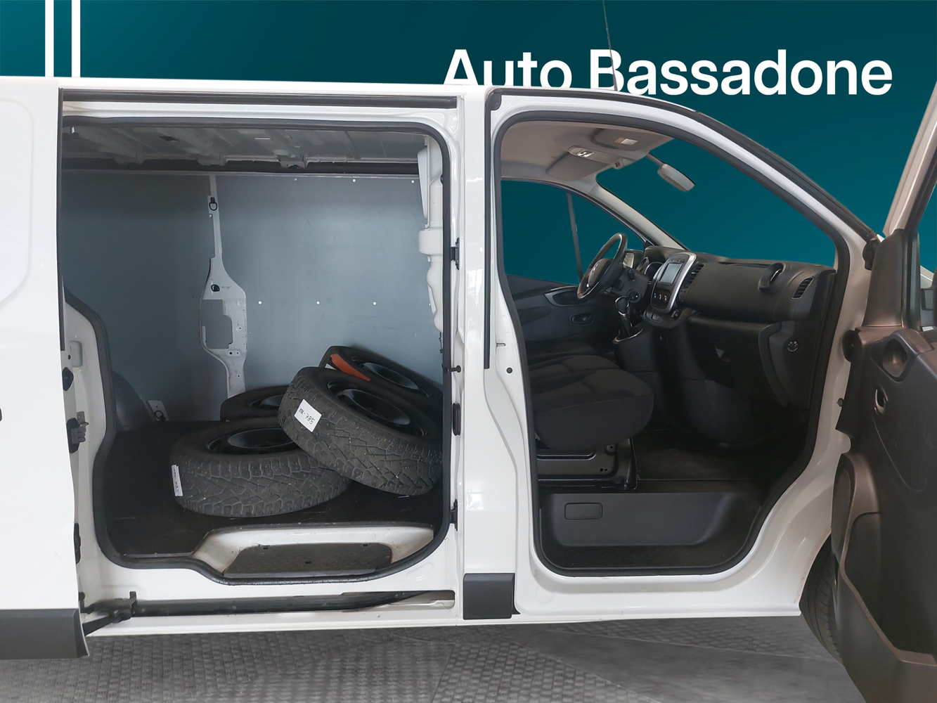 Renault Trafic vaihtoauto