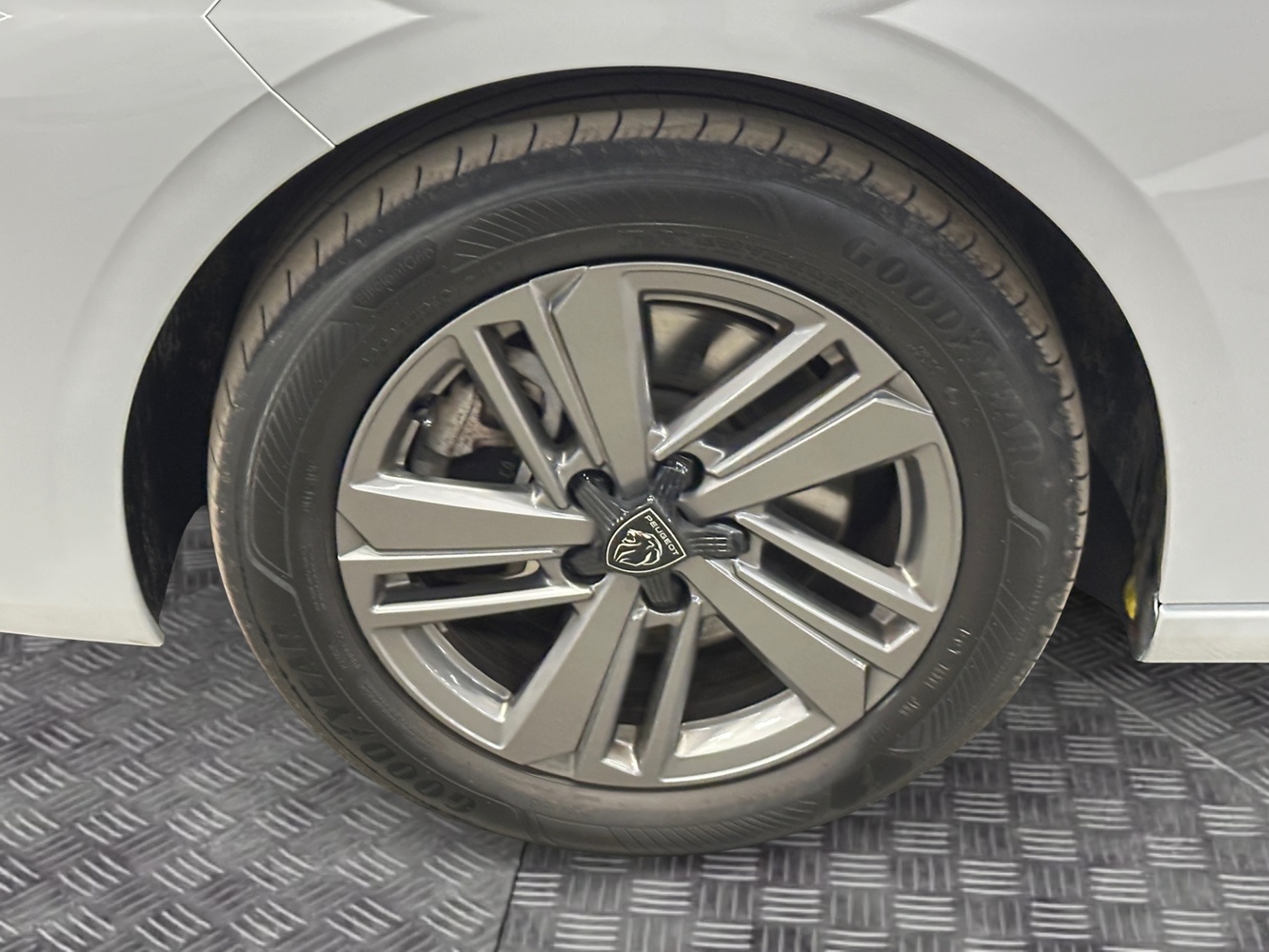 Peugeot 308 vaihtoauto