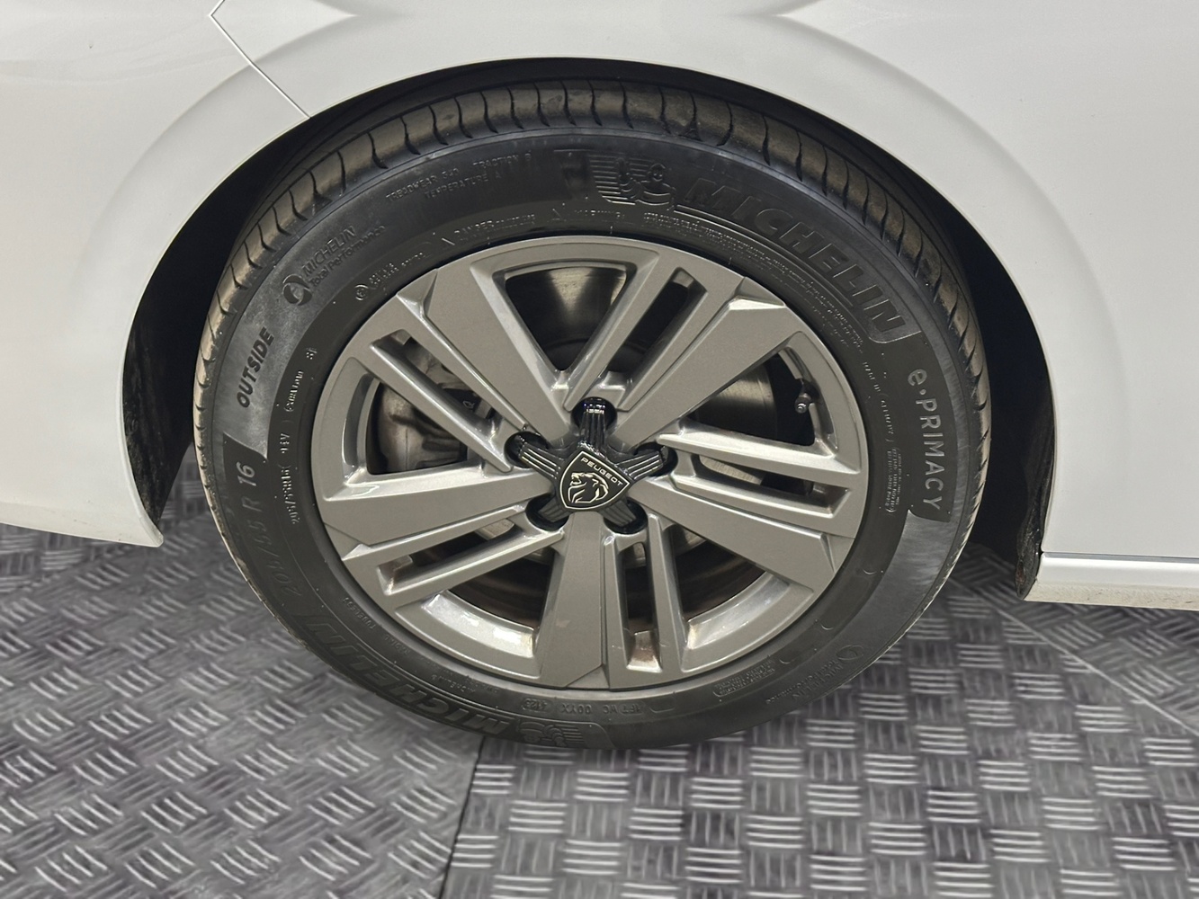 Peugeot 308 vaihtoauto