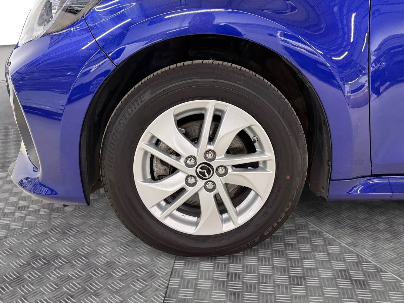 Mazda Mazda2 Hybrid vaihtoauto