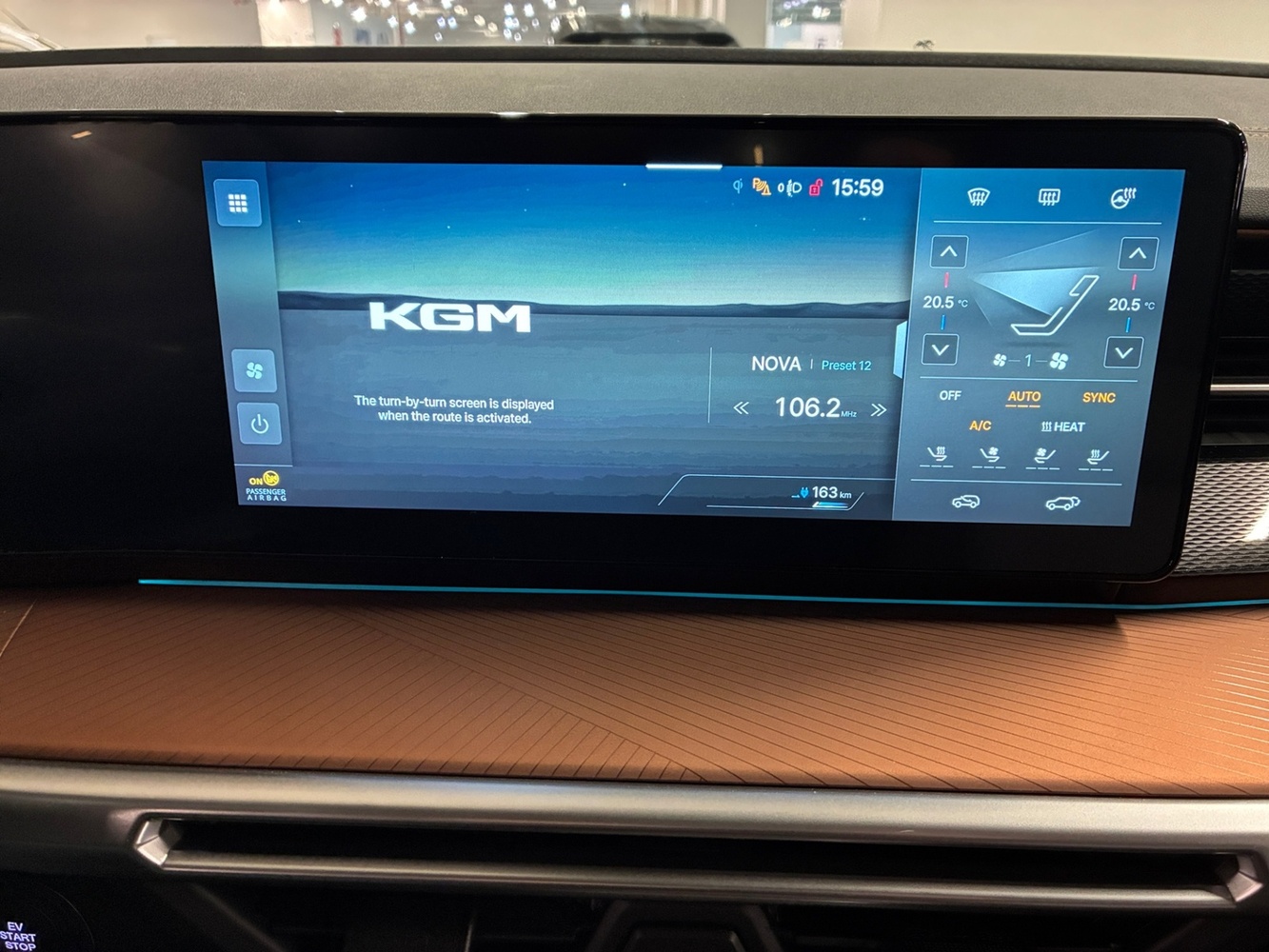 KGM Torres EVX vaihtoauto