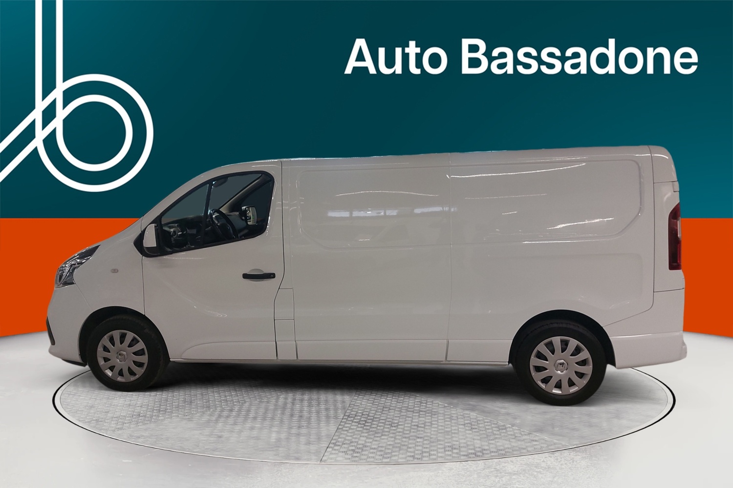 Renault Trafic vaihtoauto