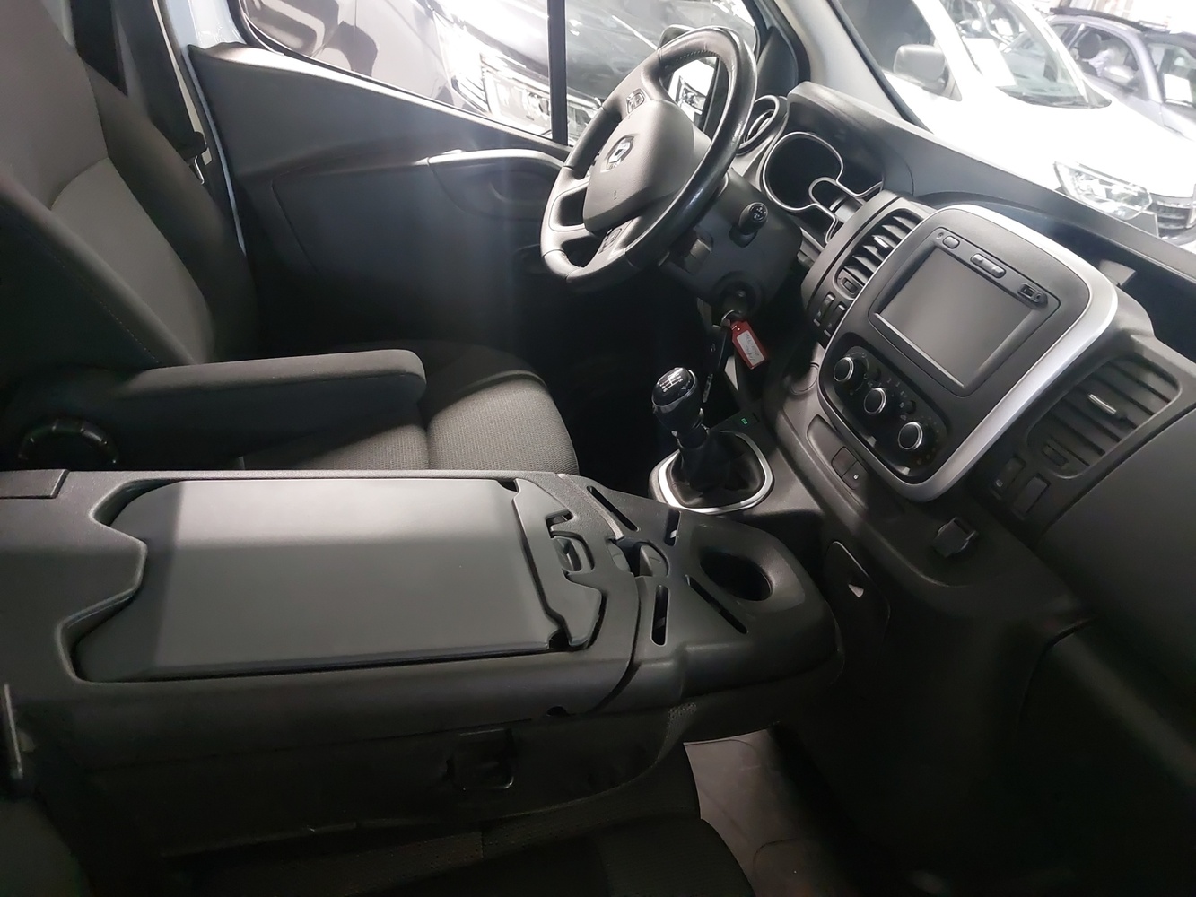 Renault Trafic vaihtoauto