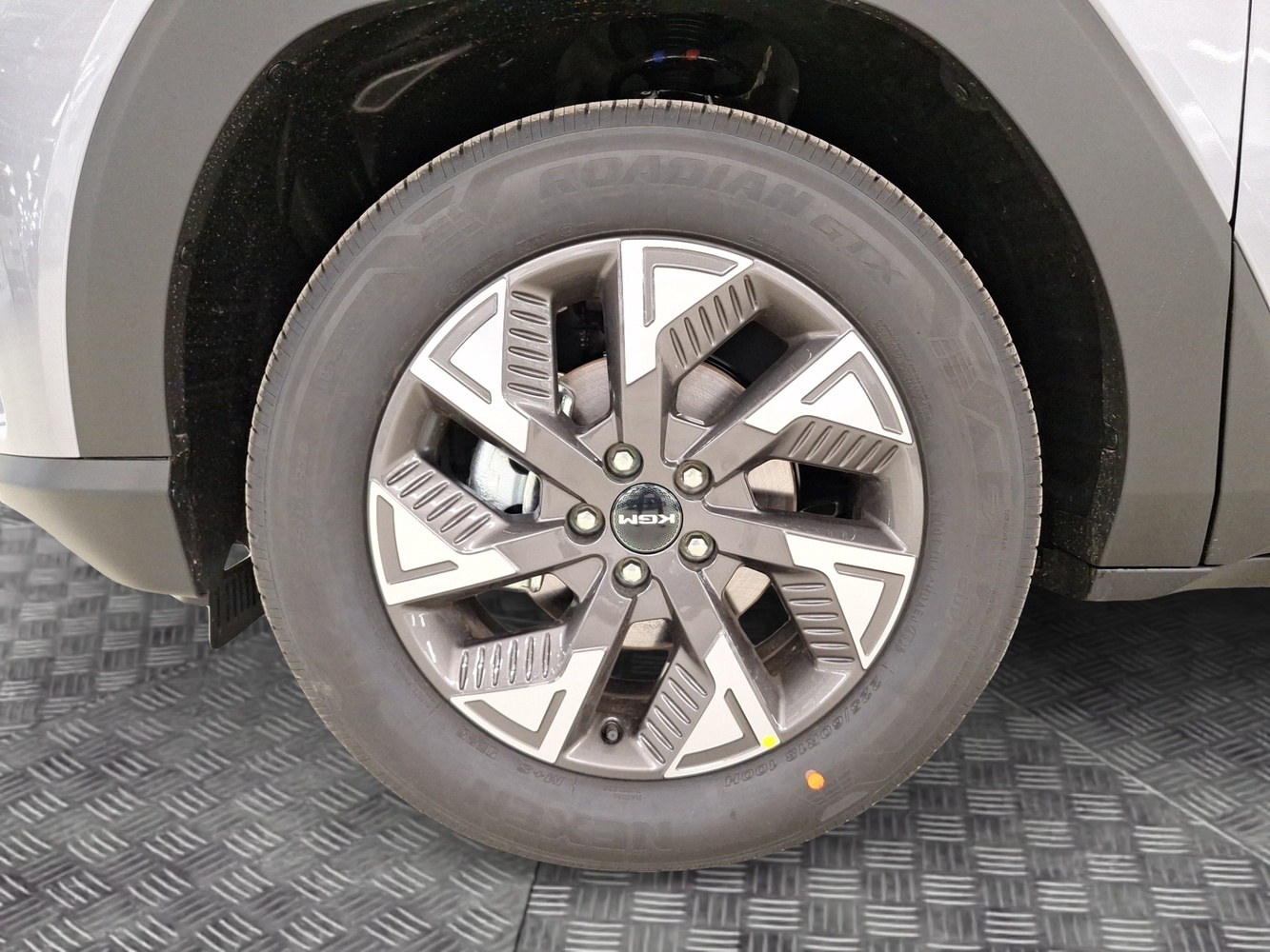 KGM Torres vaihtoauto