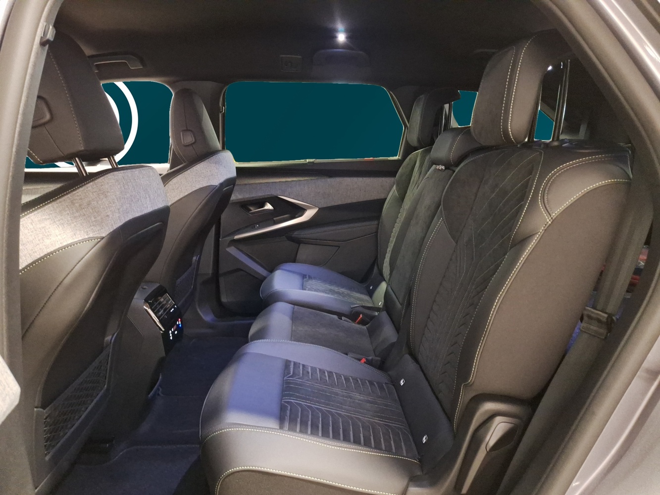 Peugeot E-5008 vaihtoauto