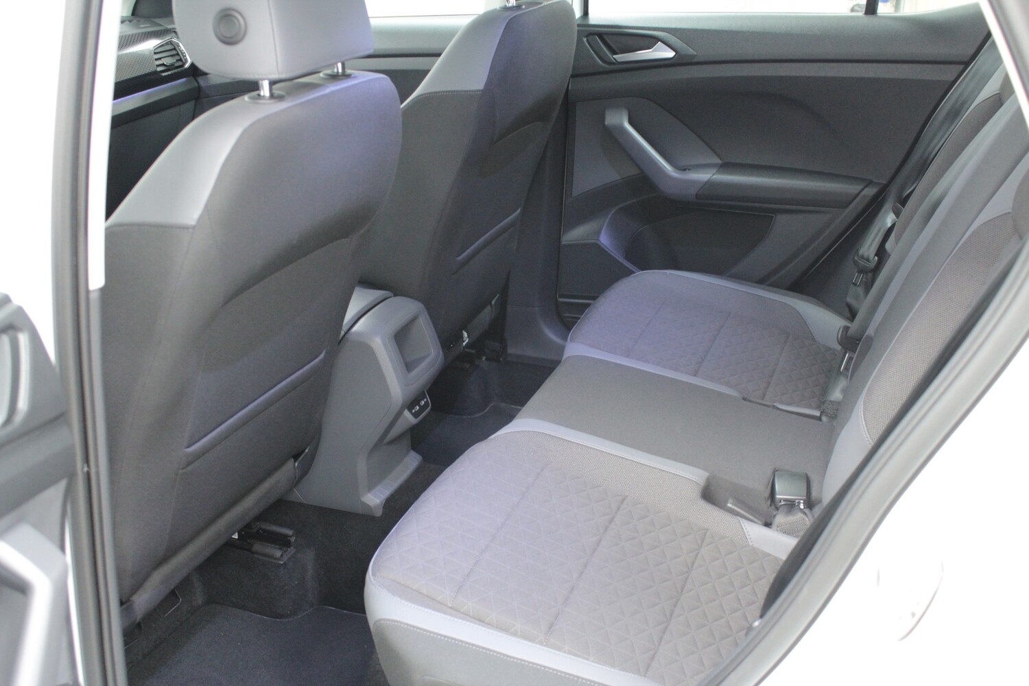 Volkswagen T-Cross vaihtoauto