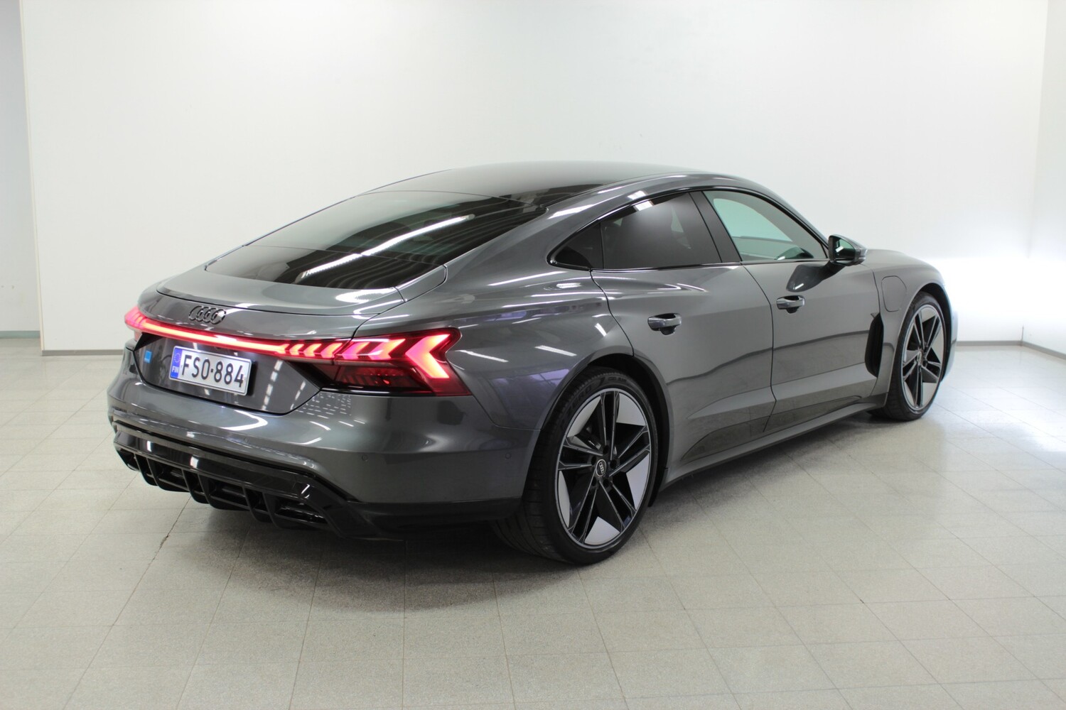 Audi e-tron GT vaihtoauto