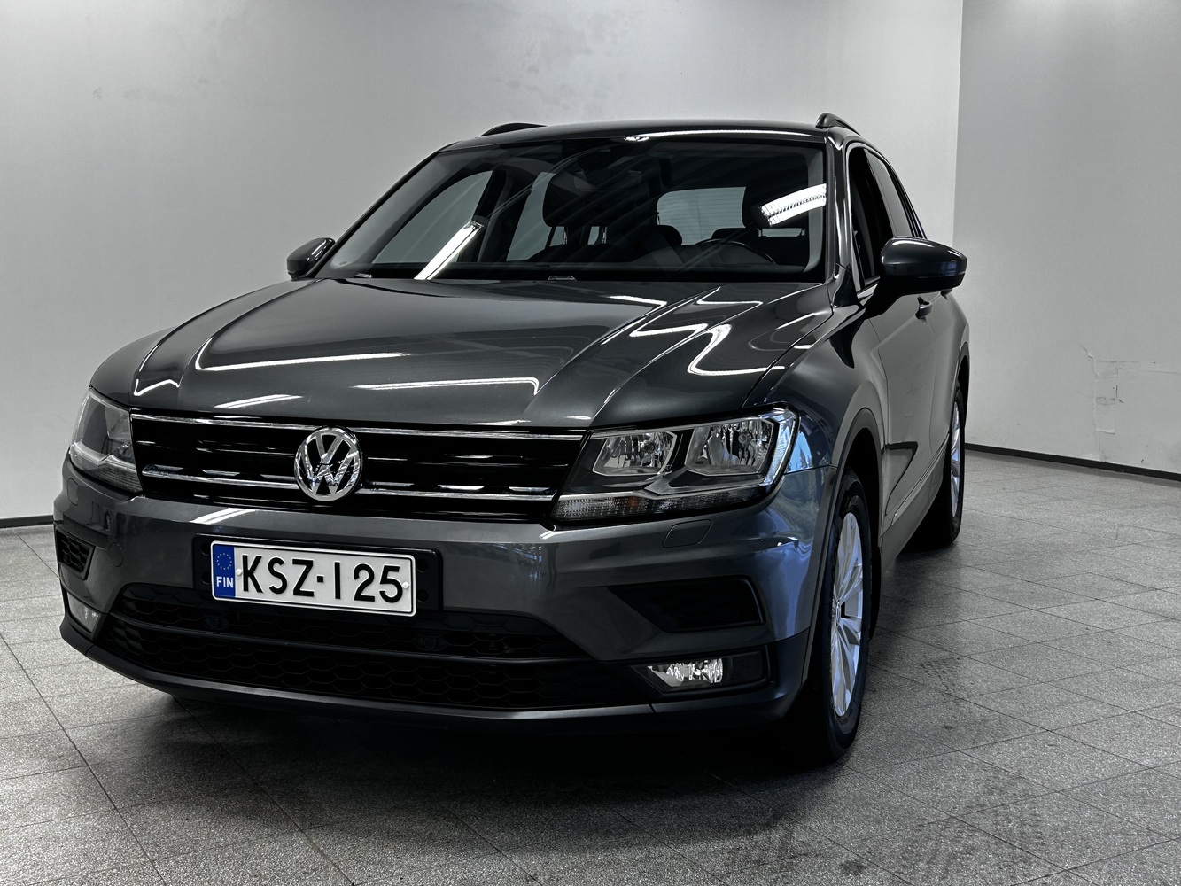 Volkswagen Tiguan vaihtoauto
