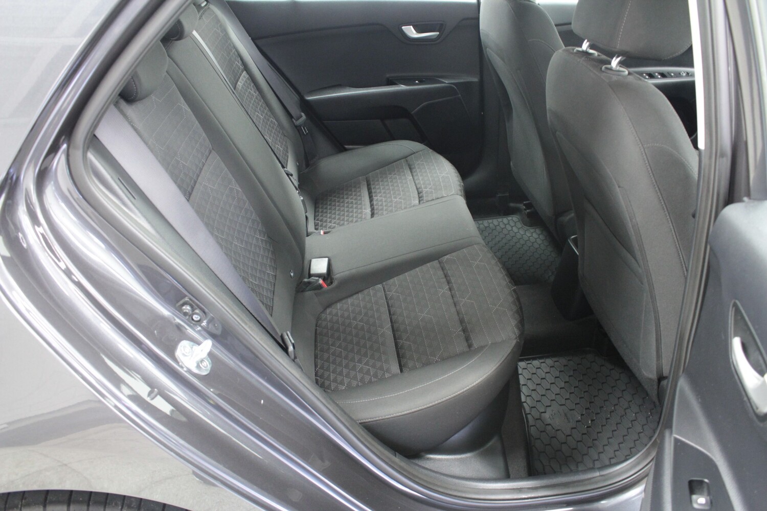Kia Rio vaihtoauto