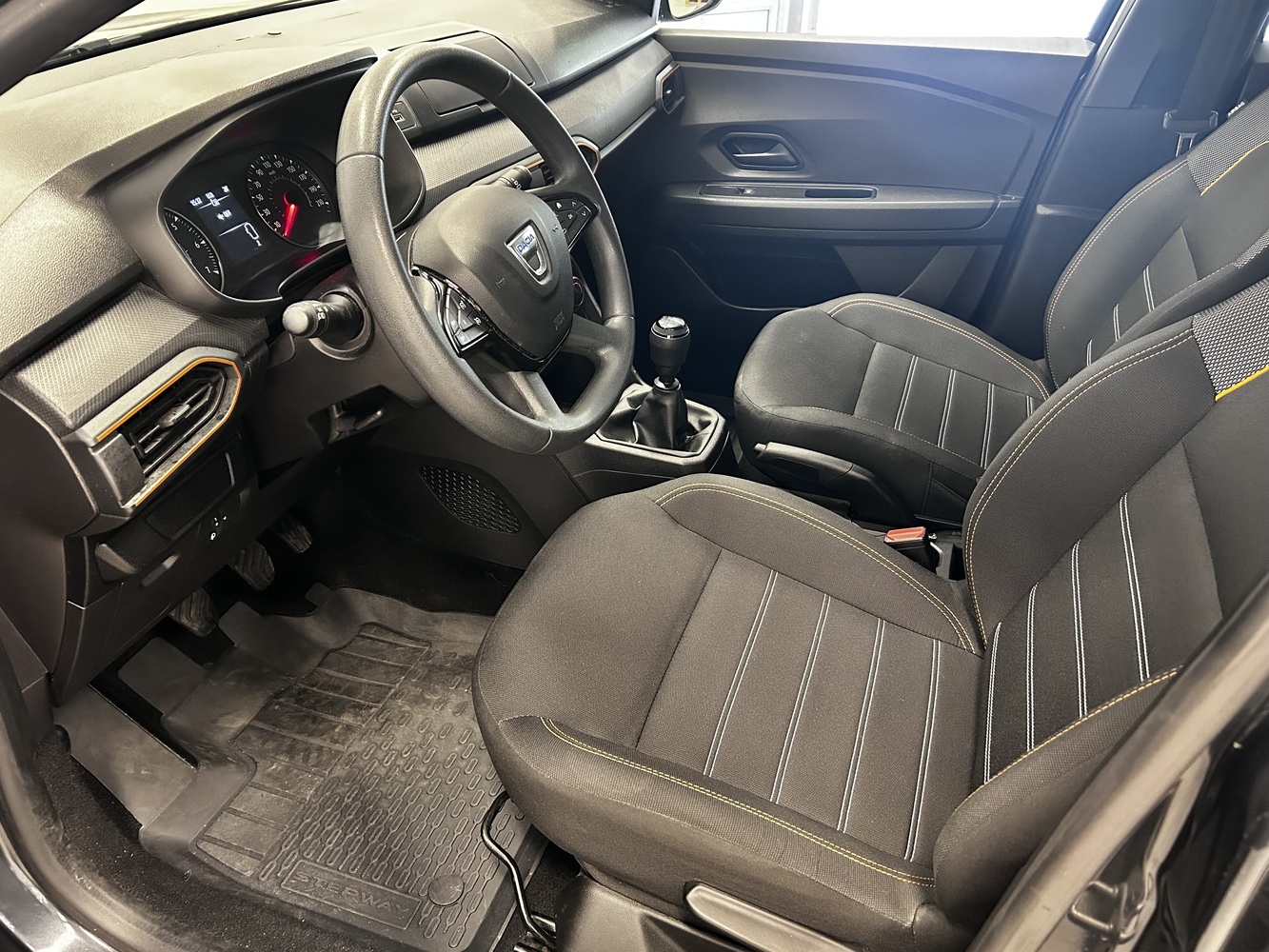 Dacia Sandero vaihtoauto