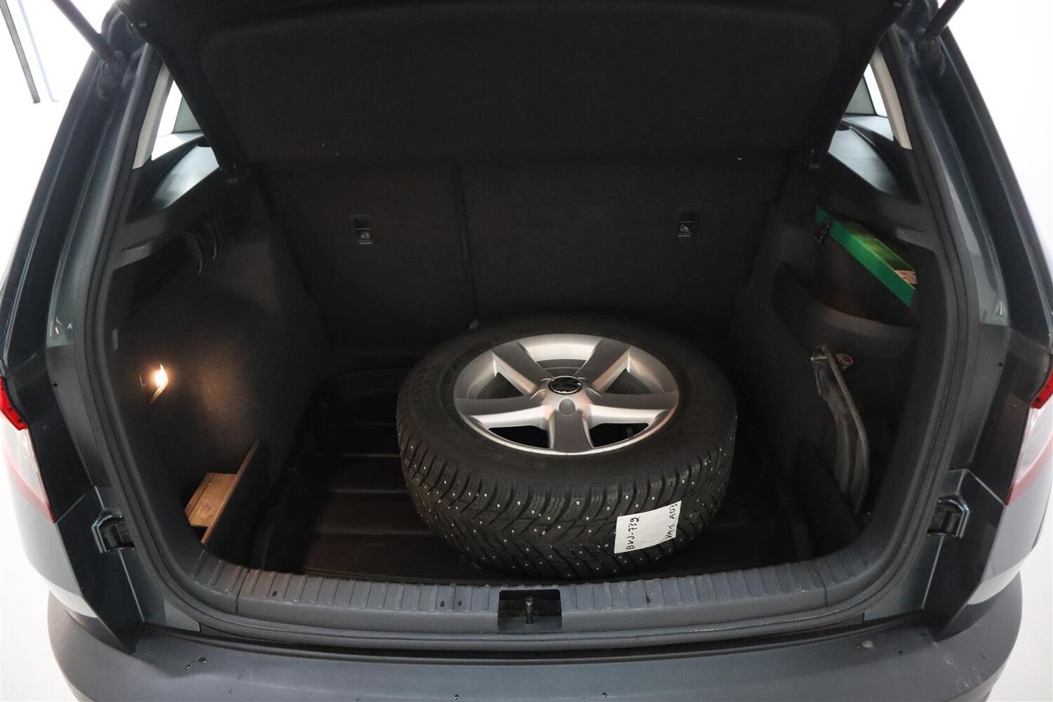 Skoda Karoq vaihtoauto
