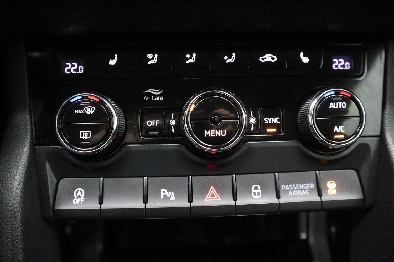 Skoda Karoq vaihtoauto