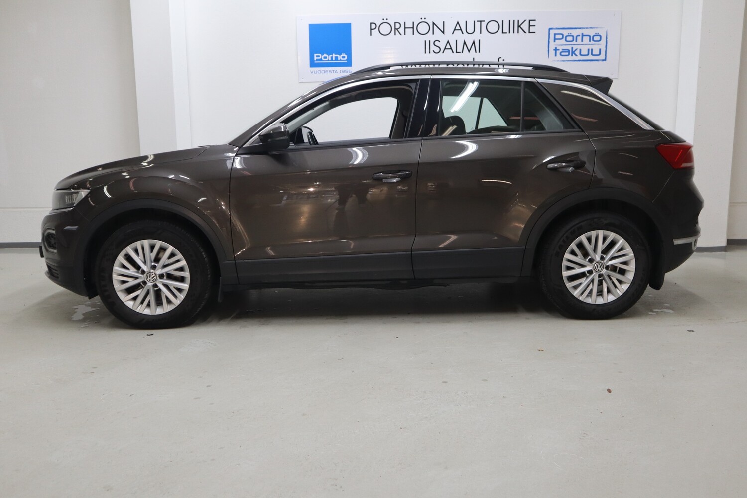 Volkswagen T-Roc vaihtoauto
