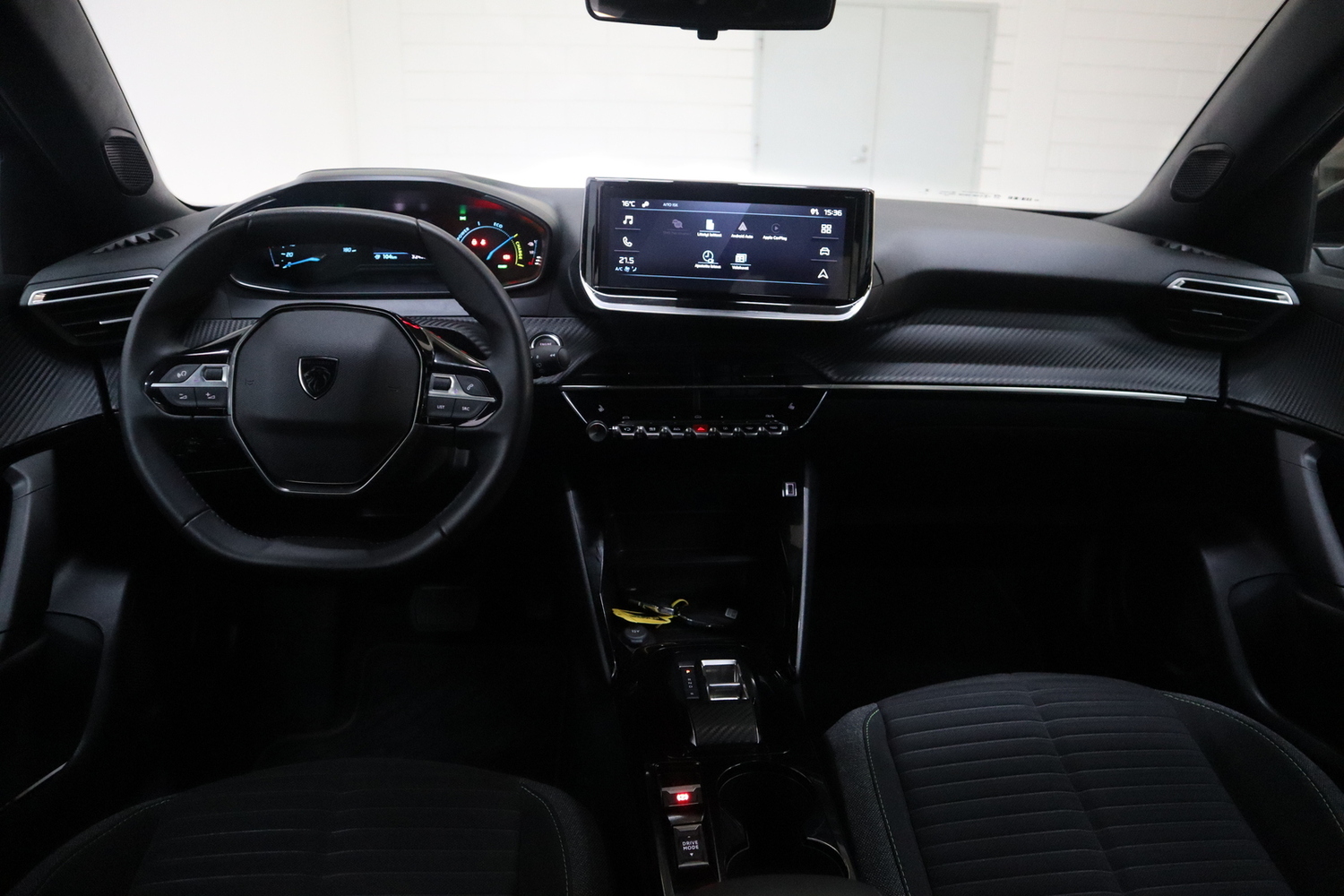 Peugeot e-2008 vaihtoauto