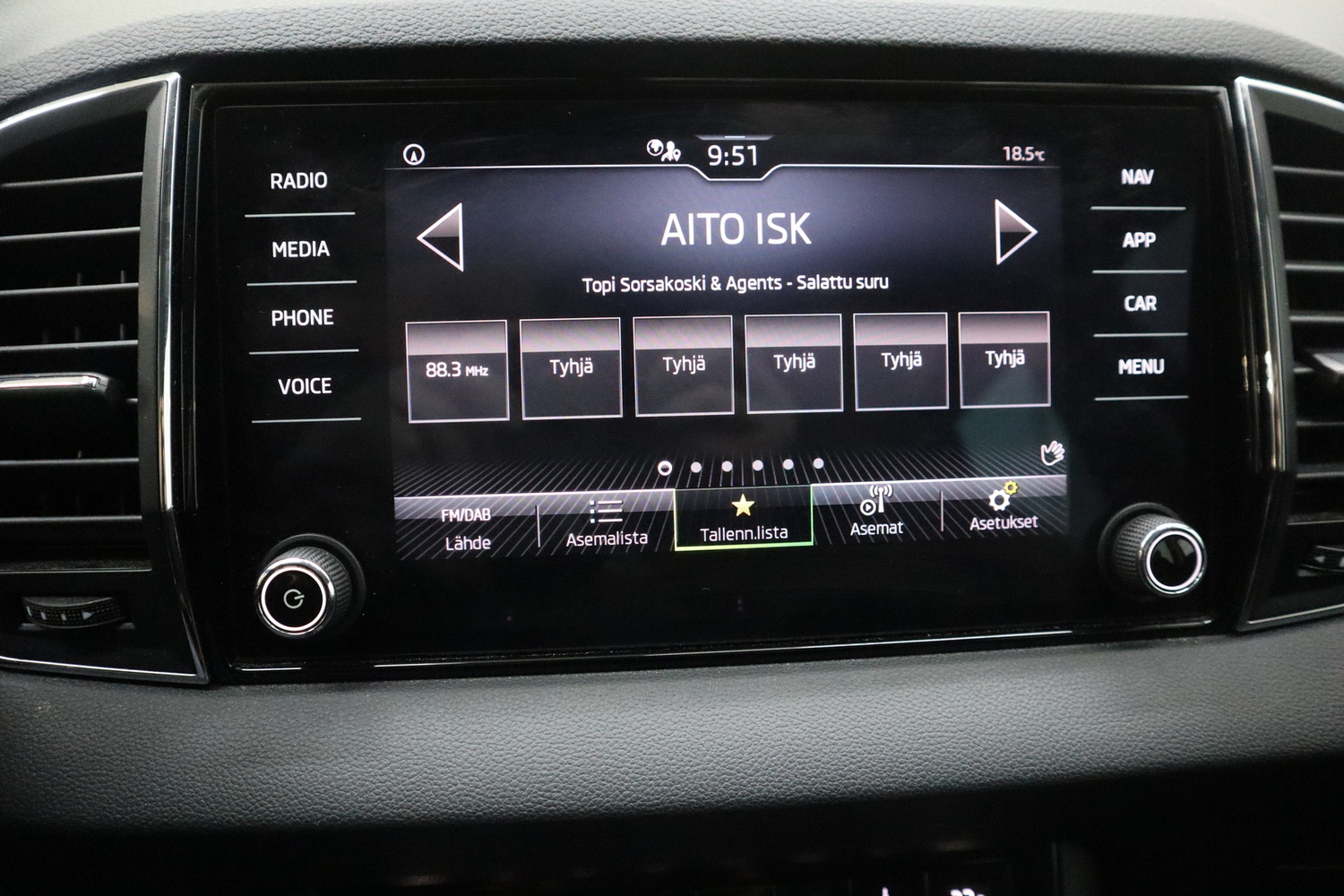 Skoda Karoq vaihtoauto