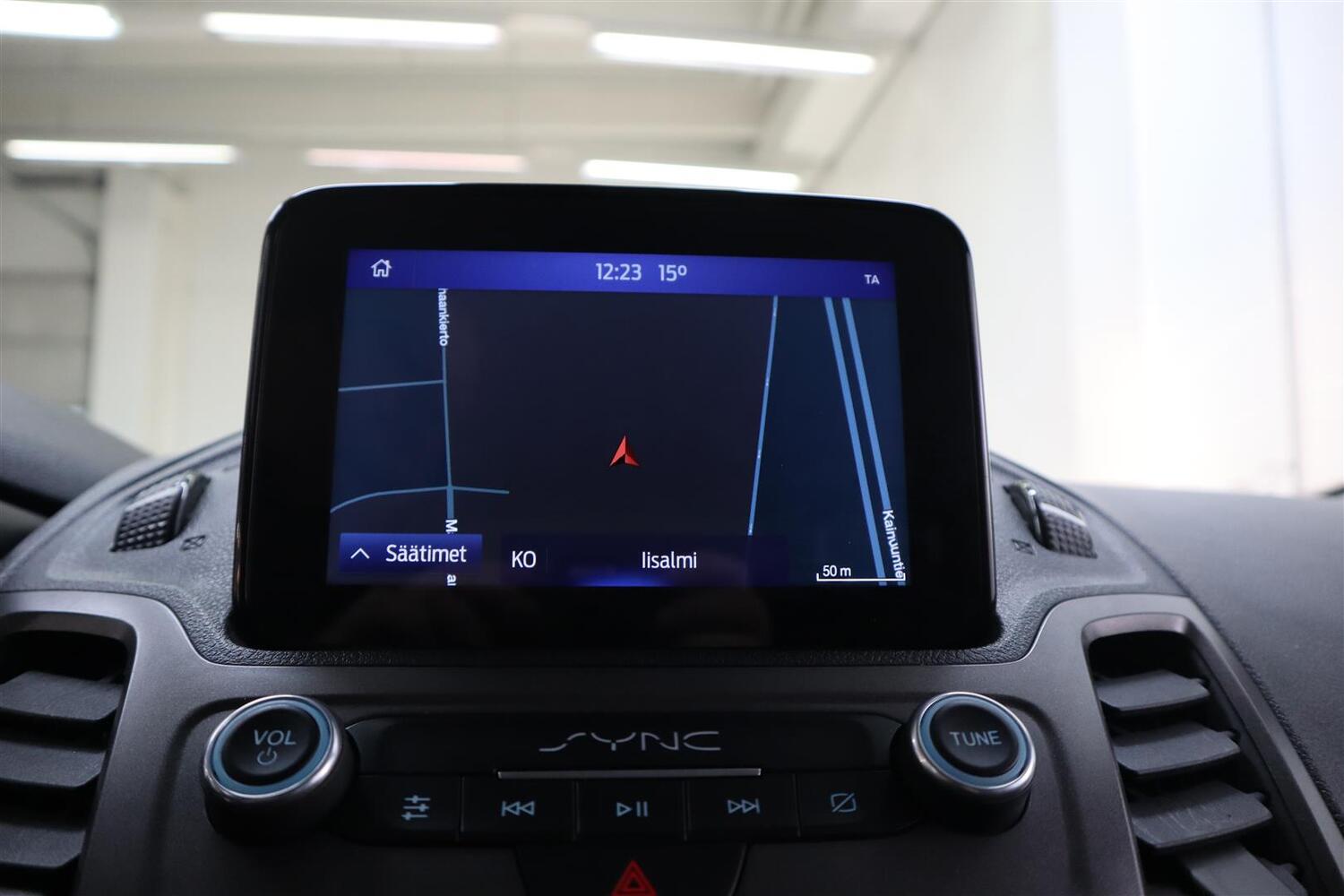 Ford Tourneo Connect vaihtoauto