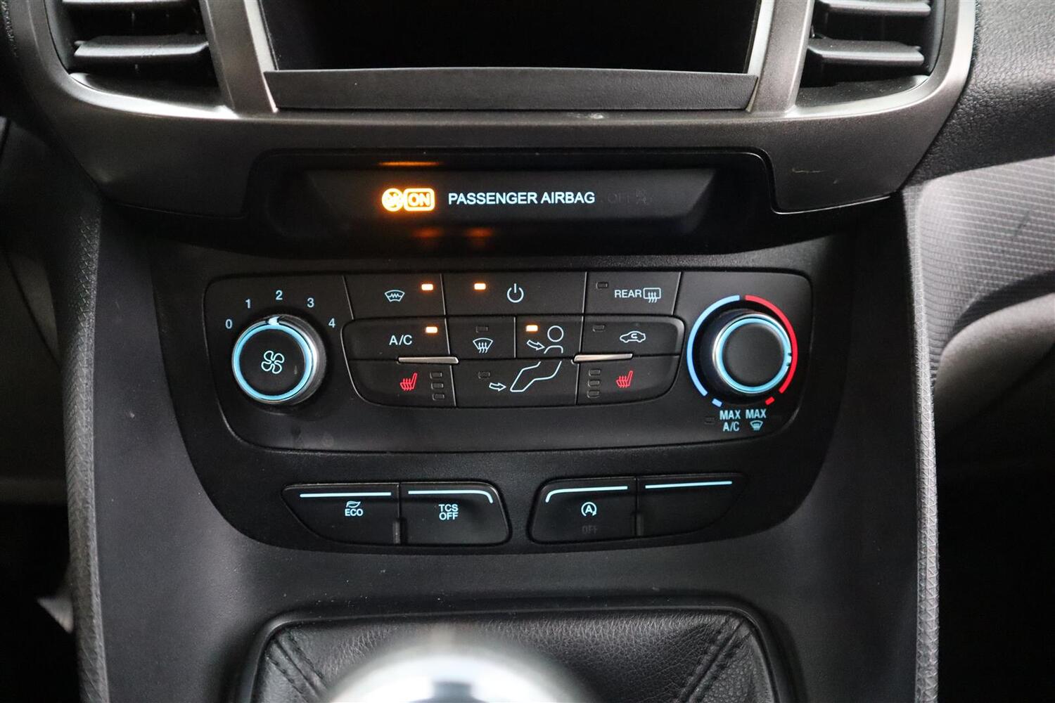 Ford Tourneo Connect vaihtoauto