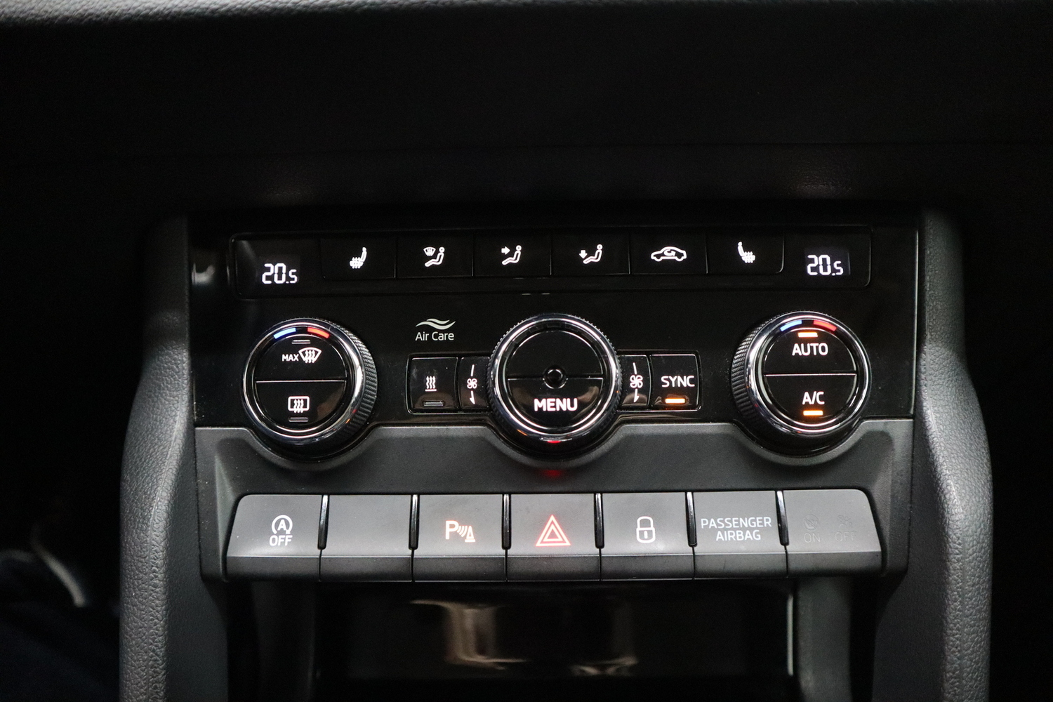 Skoda Karoq vaihtoauto
