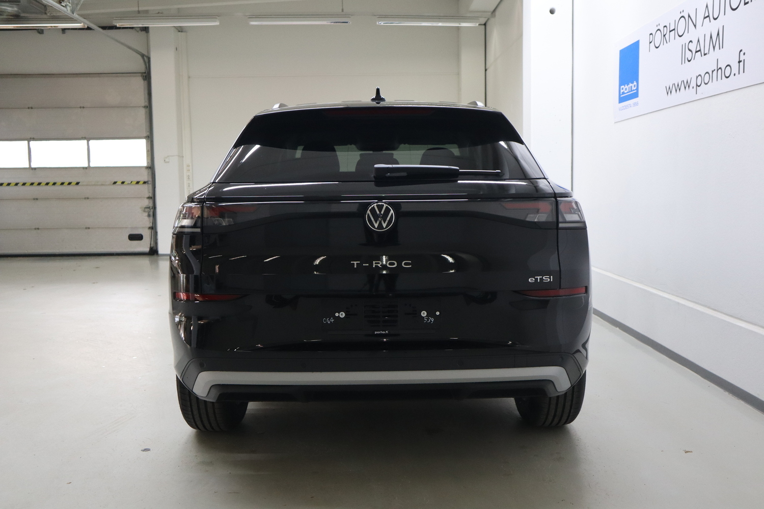 Volkswagen T-Roc vaihtoauto