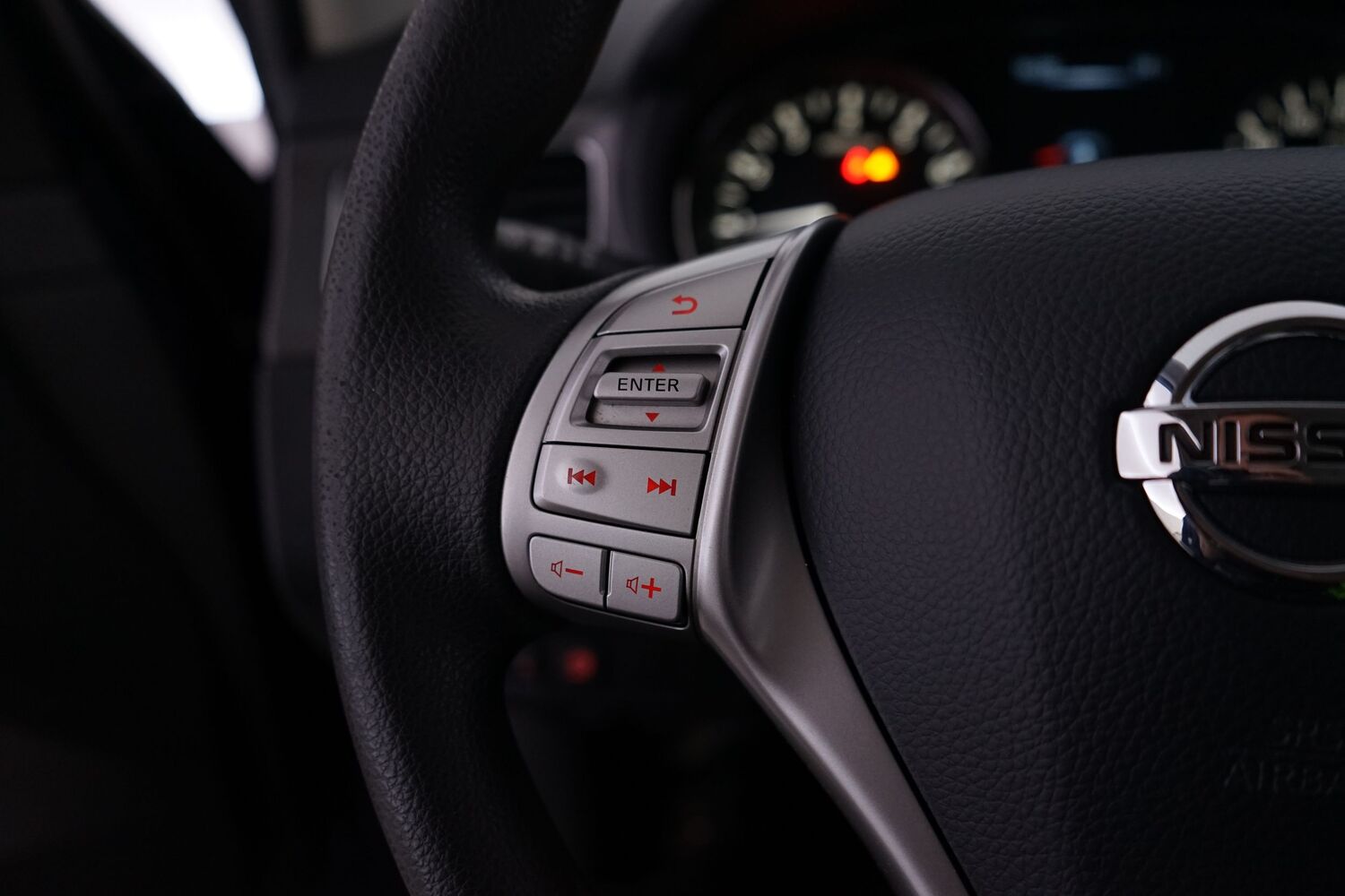 Nissan Pulsar vaihtoauto