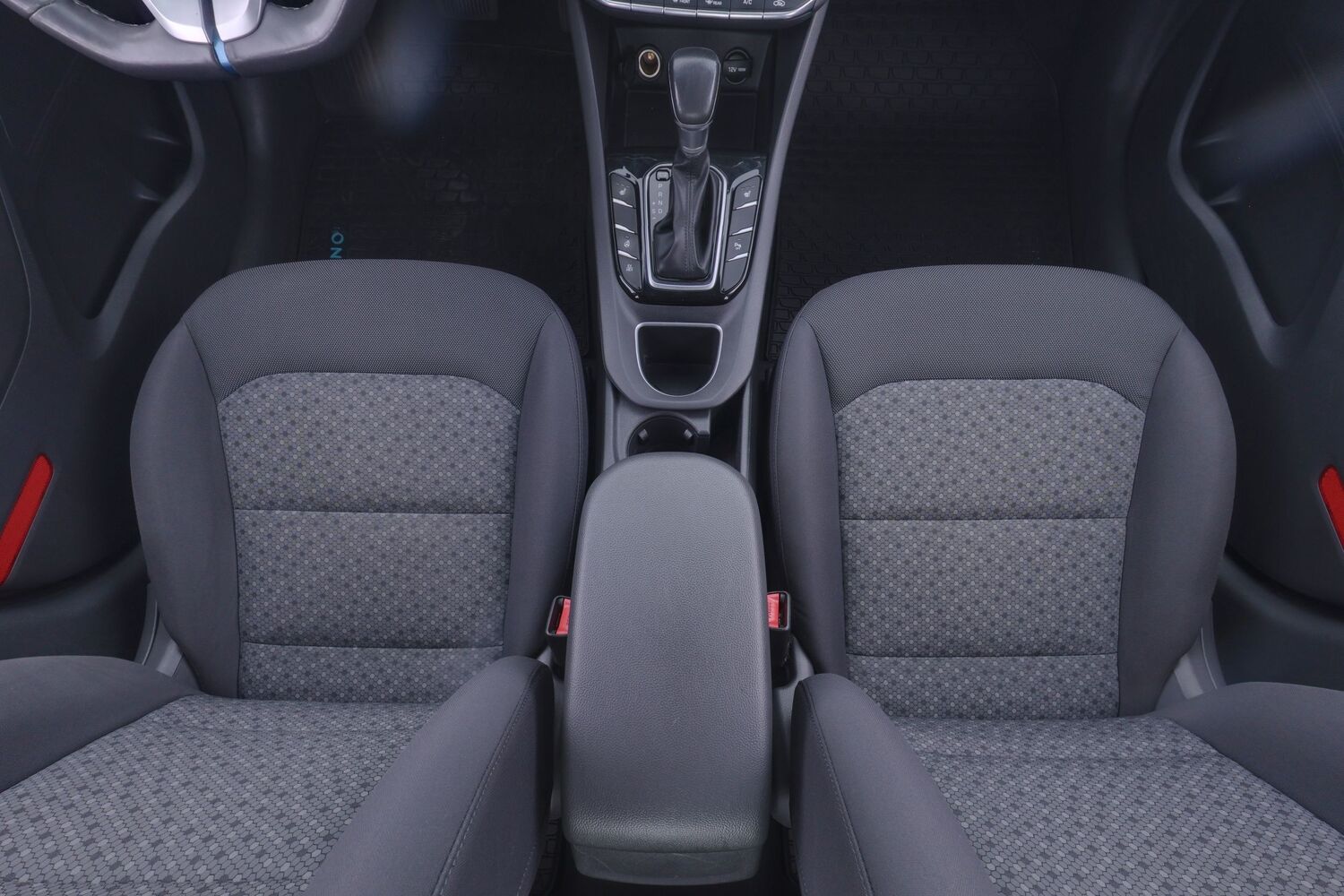 Hyundai IONIQ plug-in vaihtoauto