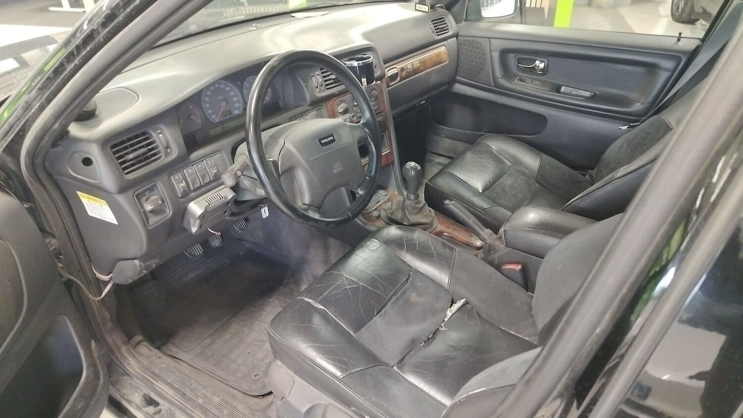 Volvo V70 vaihtoauto