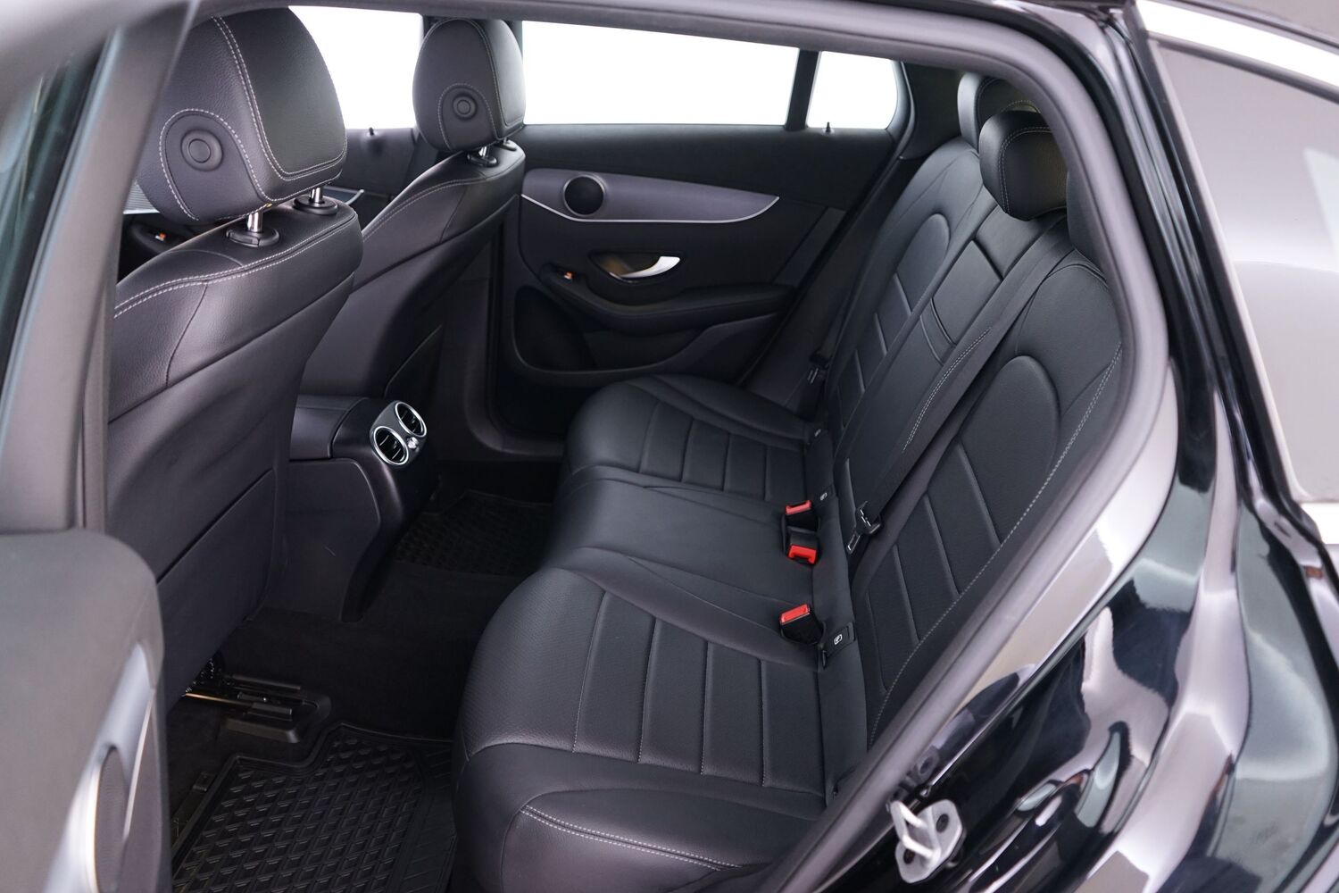 Mercedes-Benz EQC vaihtoauto